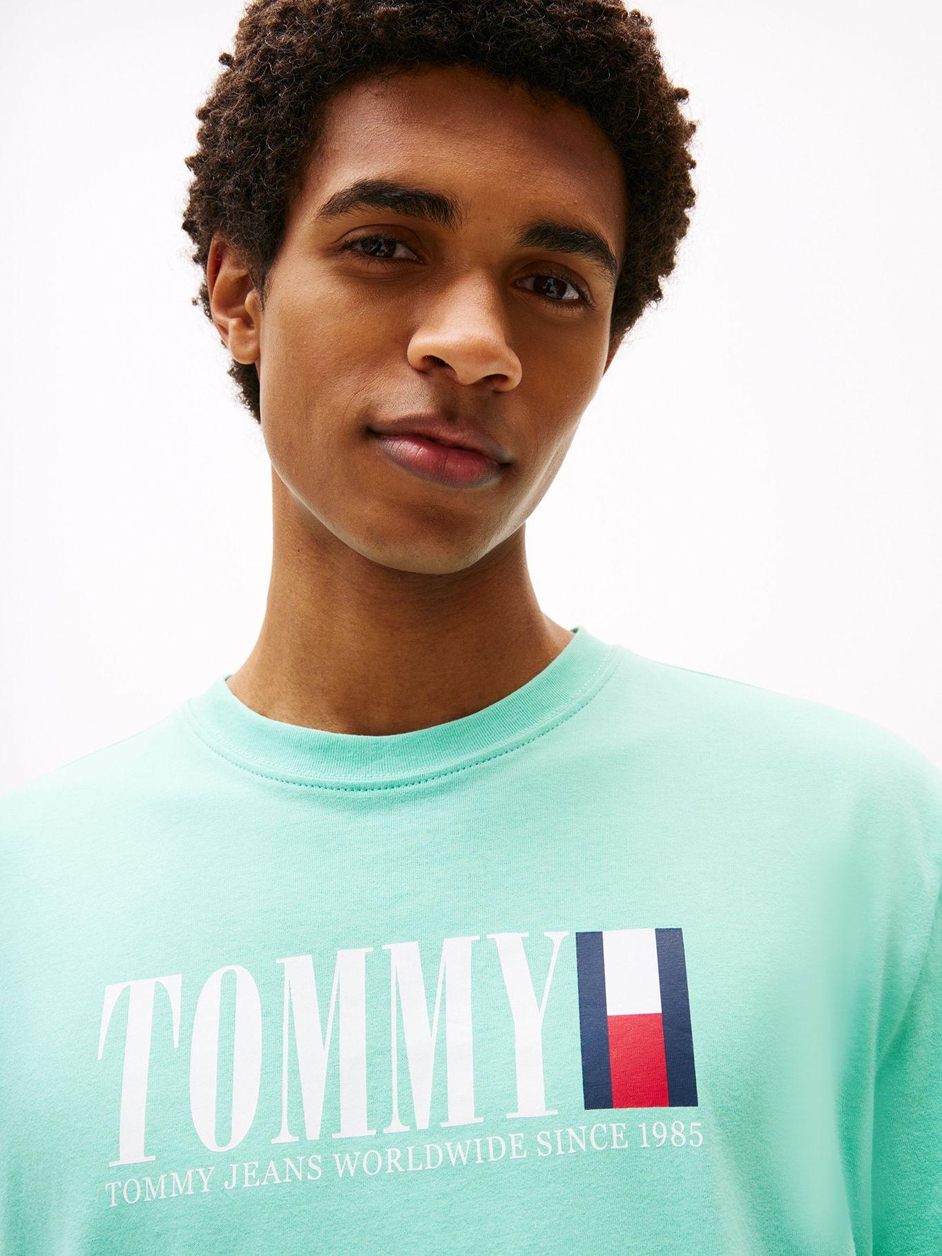 Polera C-Neck Con Logo Verde L61 Tommy Jeans-3