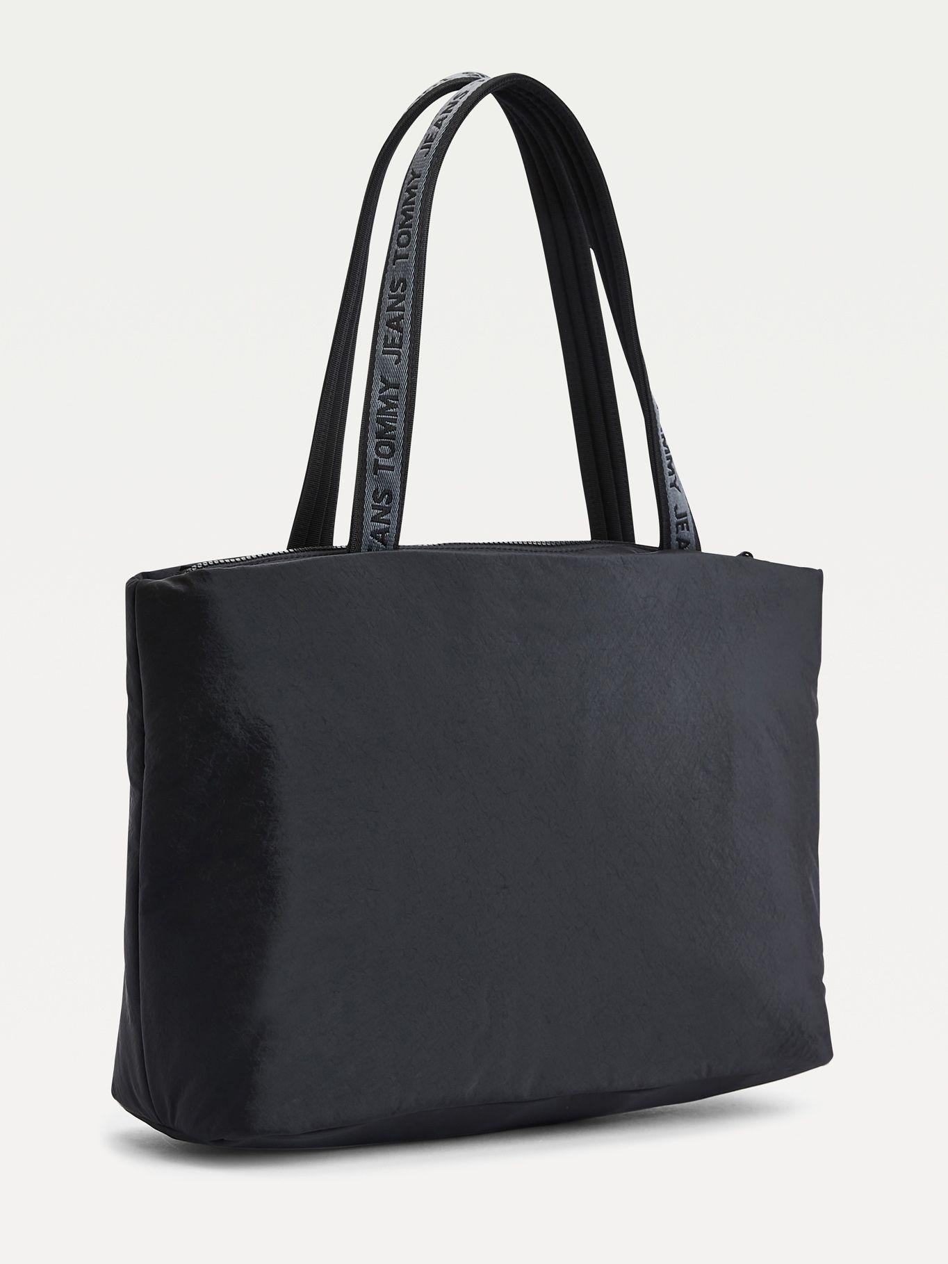 Bolso Tote Con Parche Negro Tommy Hilfiger JN2-1