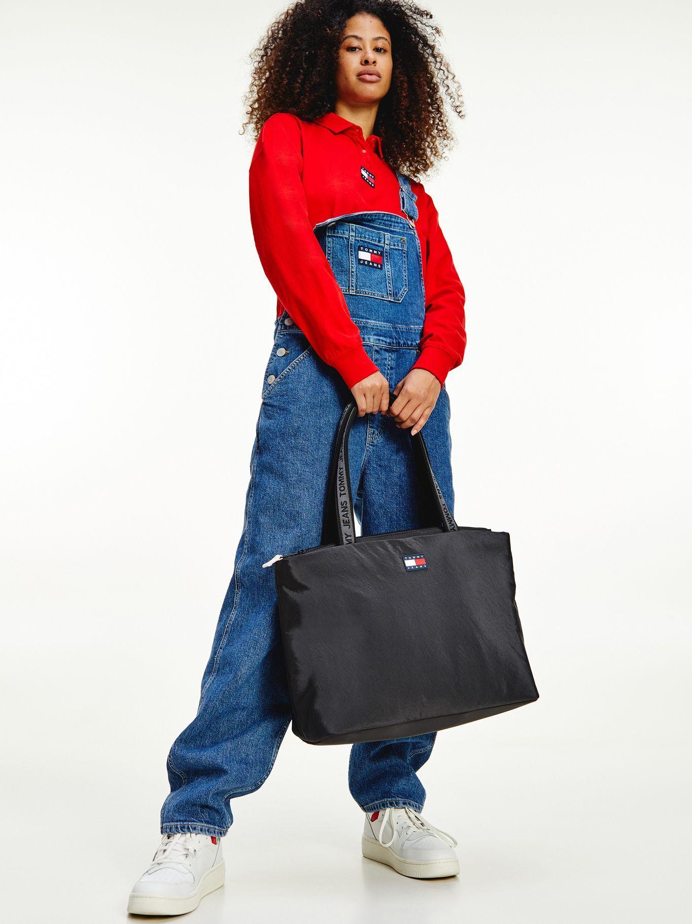 Bolso Tote Con Parche Negro Tommy Hilfiger JN2-4