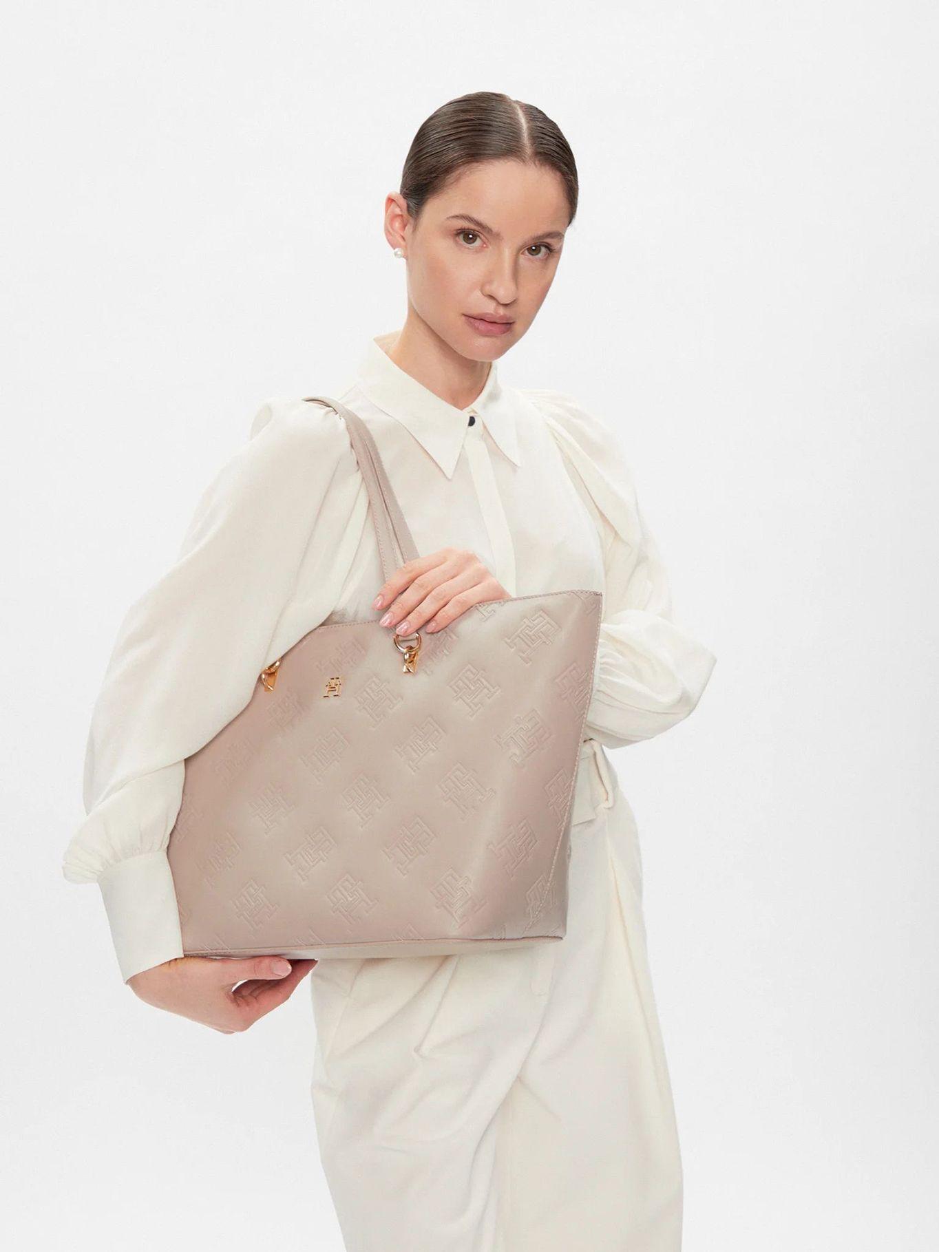 Tote Refined Monogran Beige Tommy Hilfiger-1