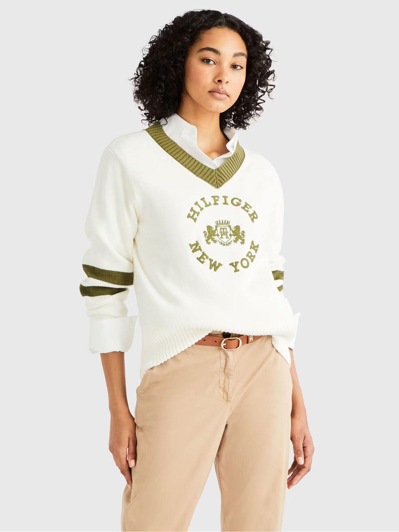Sweater College Cuello V Blanco Tommy Hilfiger-0