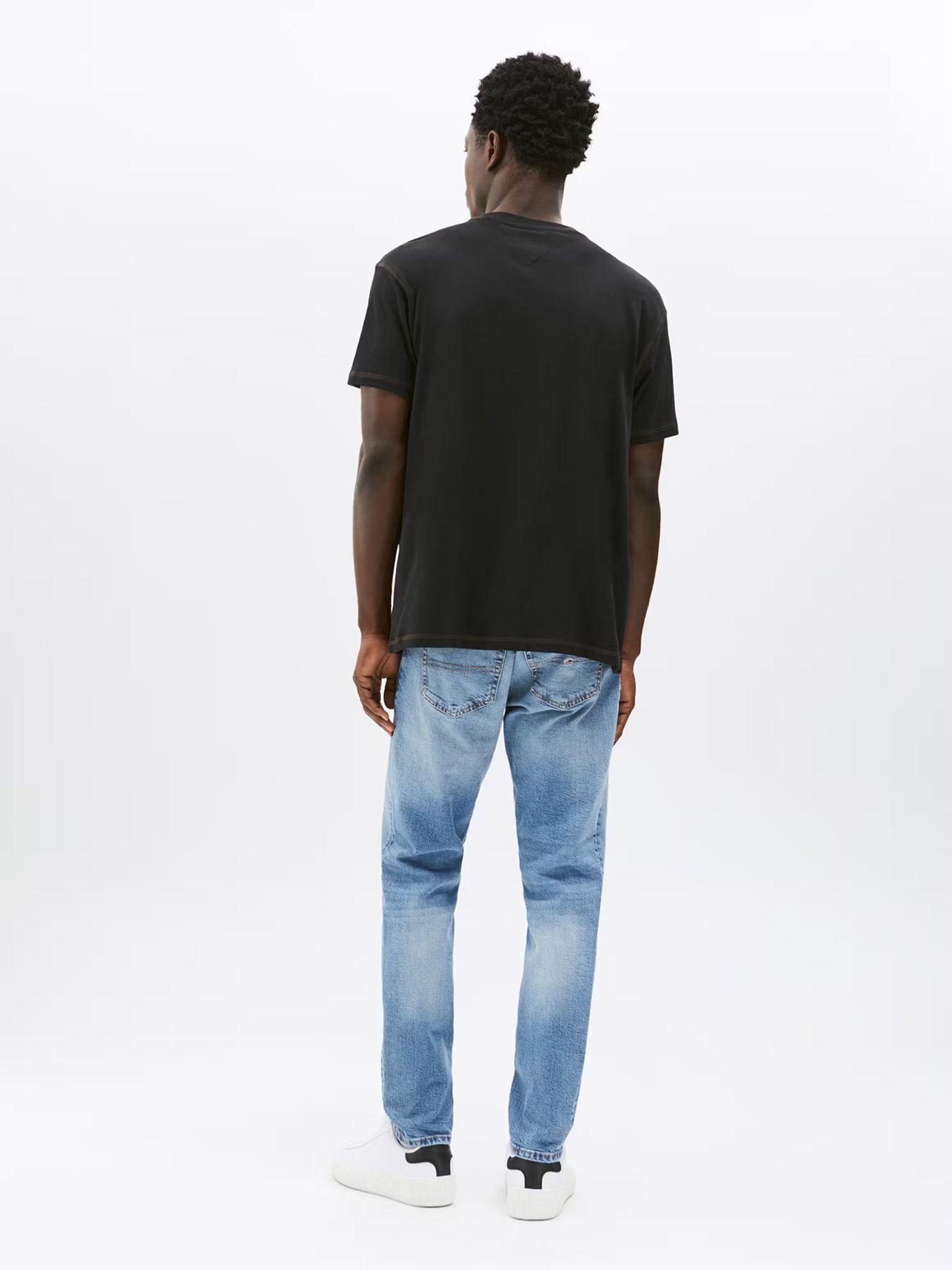 Polera Tonal Crest Logo Relaxed Fit Negro Tommy Jeans-2