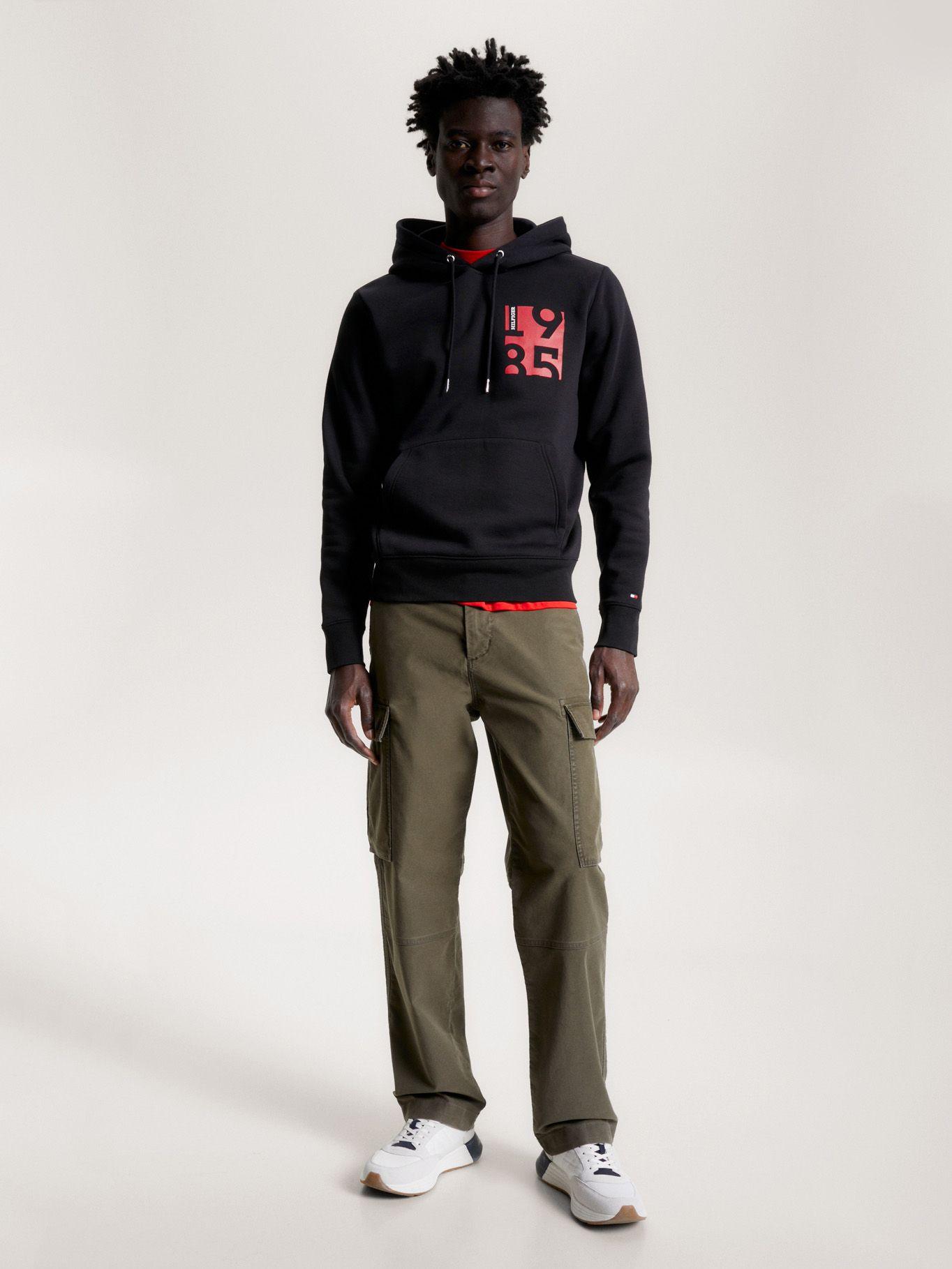 Polerón Hoodie Logo Estampado Negro Tommy Hilfiger-1