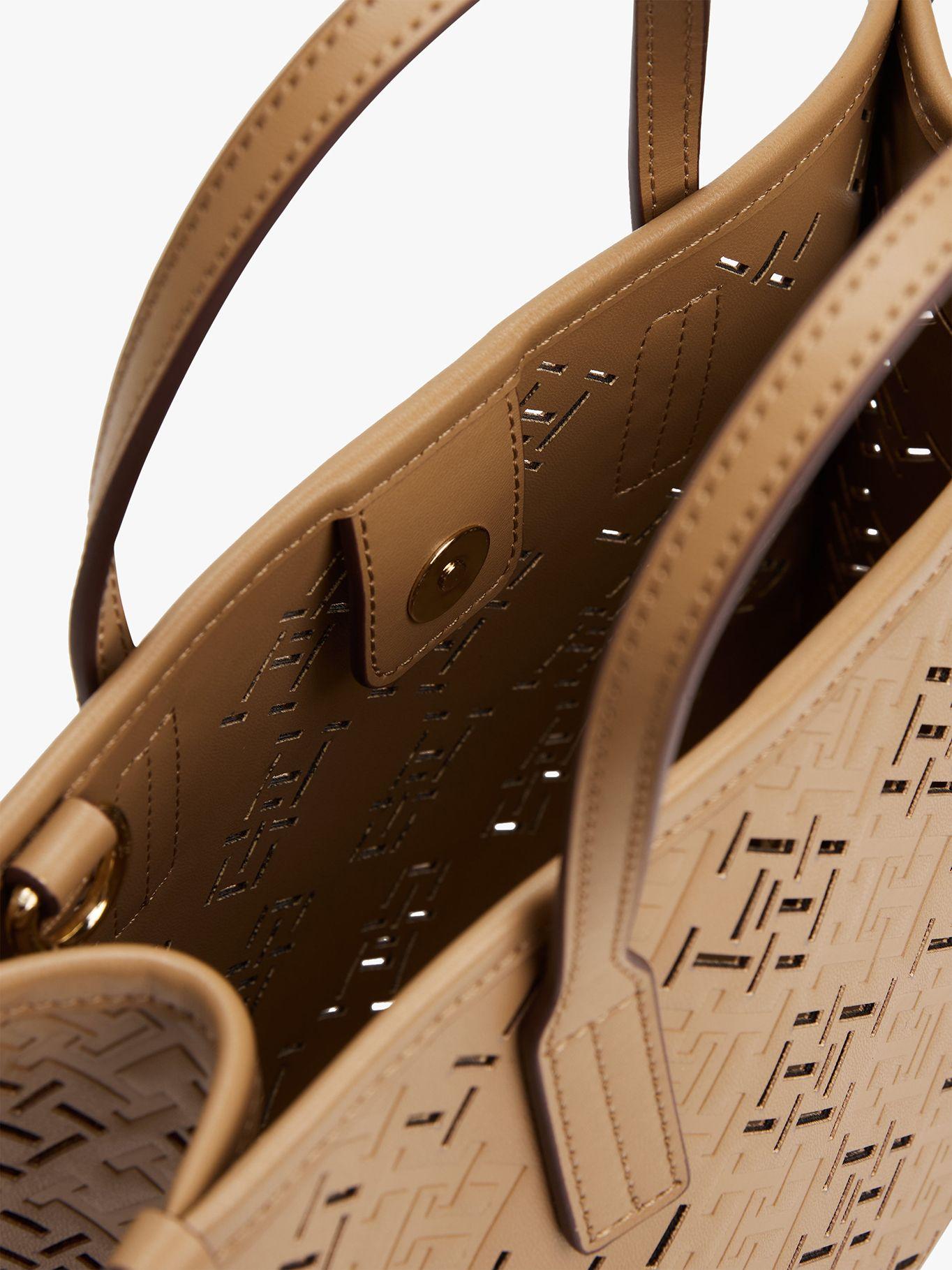 Tote City Con Monograma Café Tommy Hilfiger-3