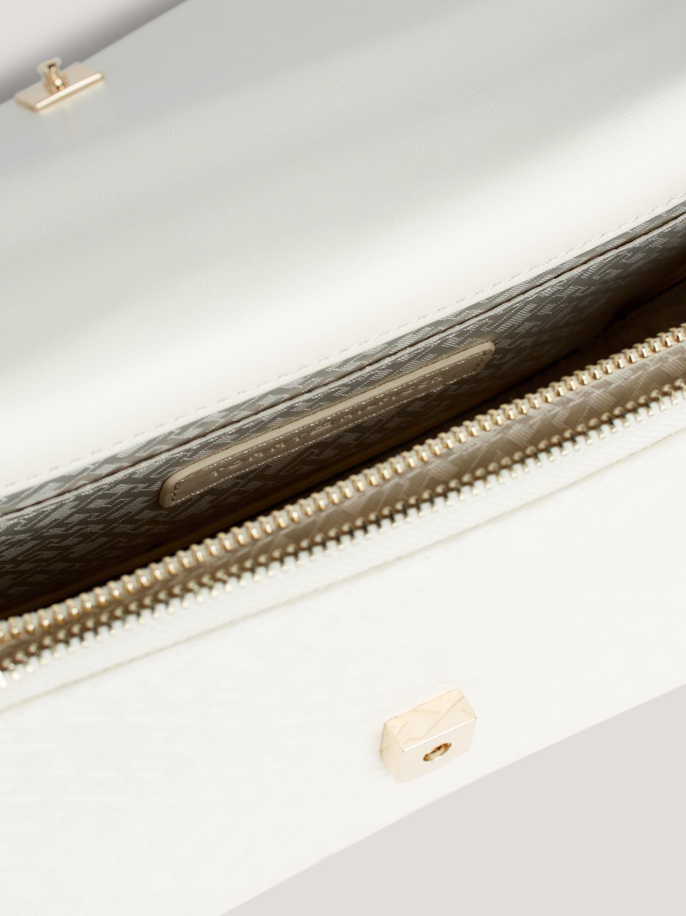 Bandolera Monograma En Relieve Blanco Tommy Hilfiger-3