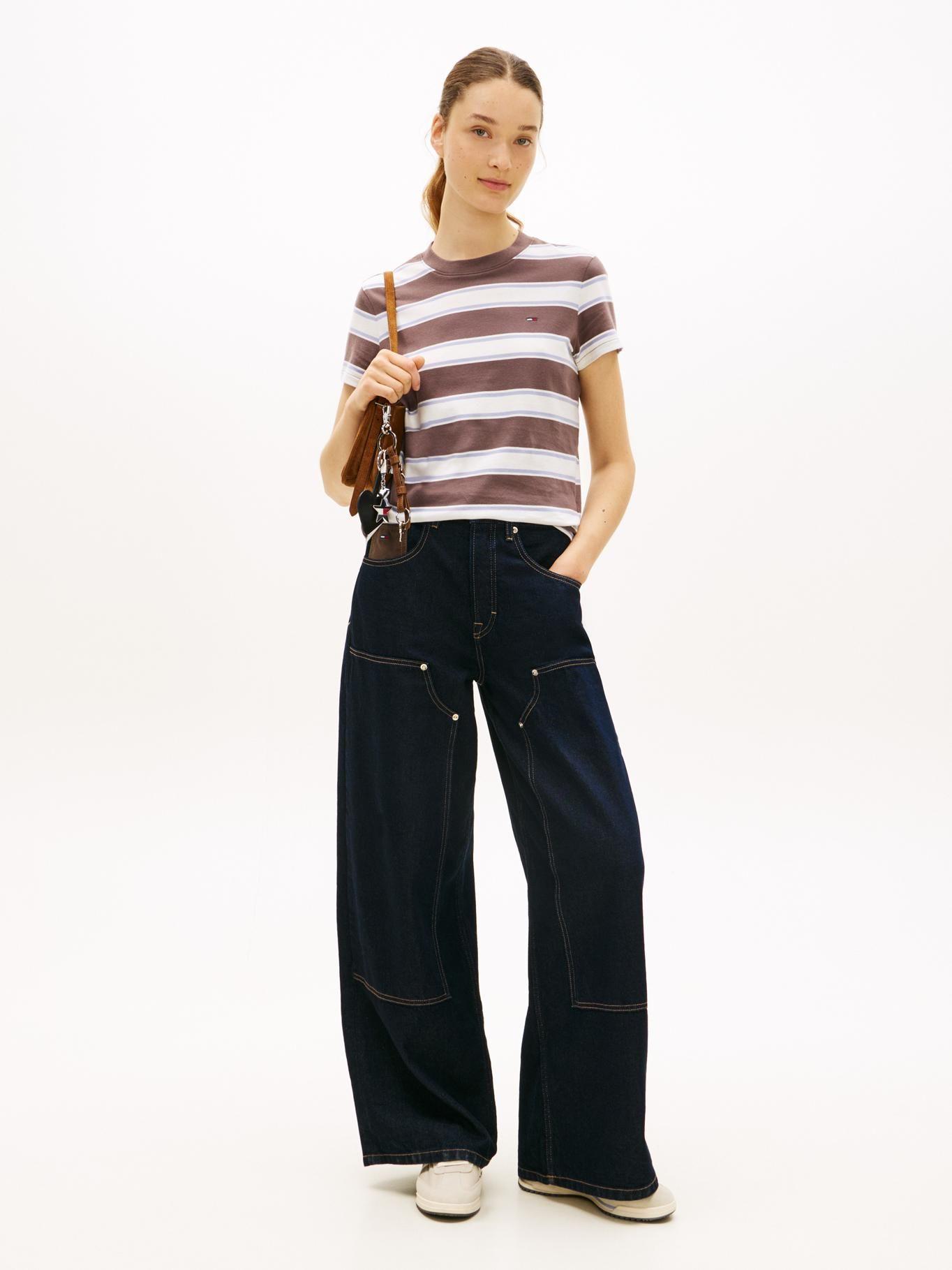 Polera Con Logo Bordado Regular Fit Tommy Jeans Café-1