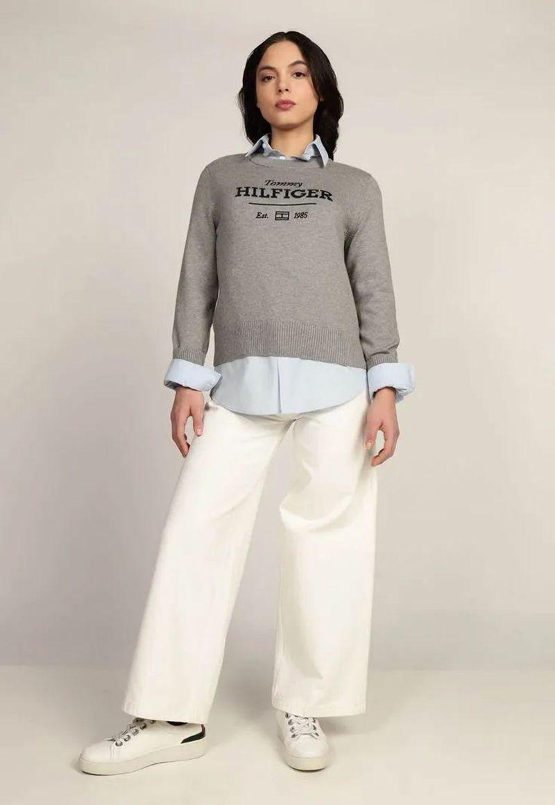 Sweater C-Neck Con Logo Gris Tommy Hilfiger-1
