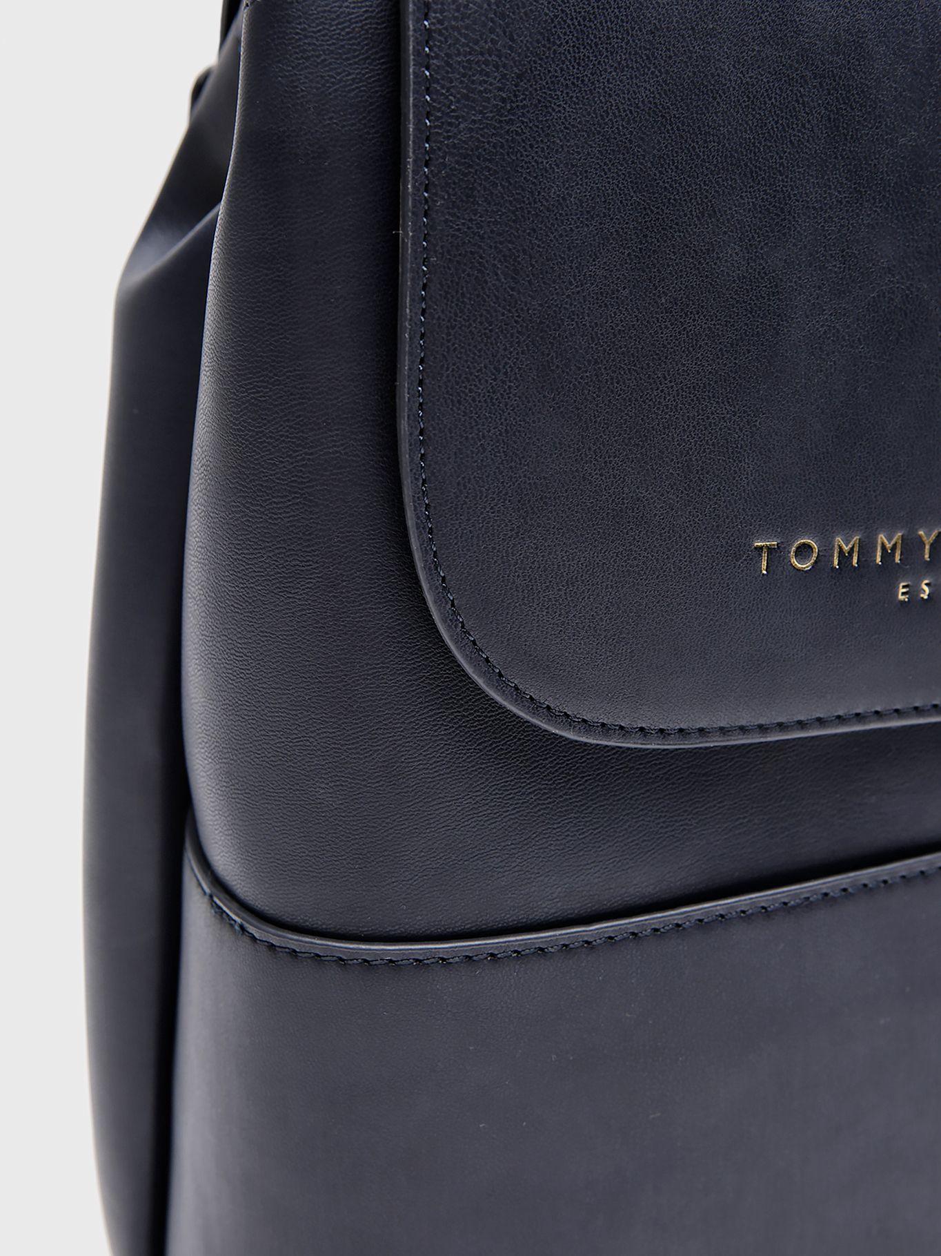 Mochila Fawn Con Solapa Azul Tommy Hilfiger-4