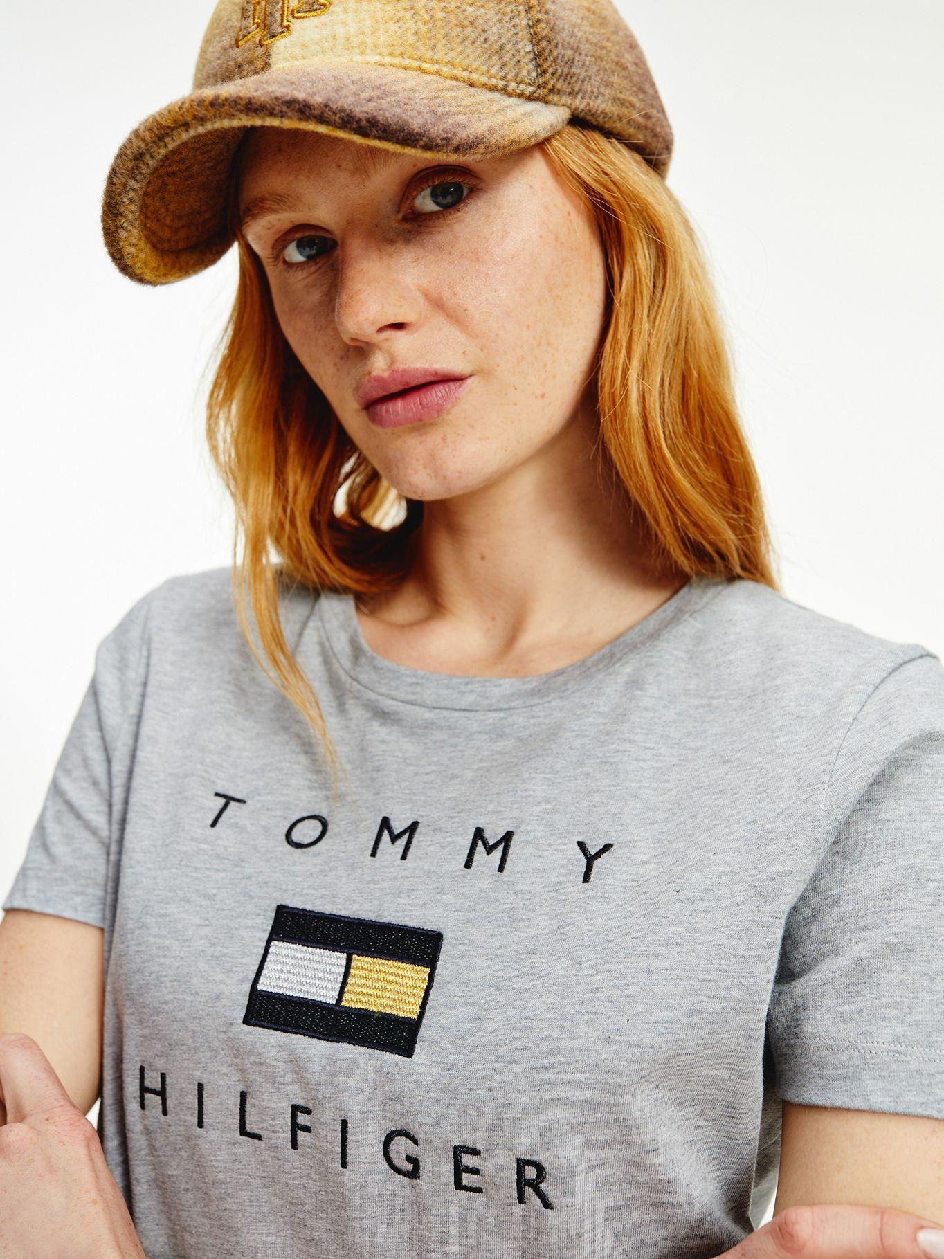 Polera Regular Logo Bordado Gris Tommy Hilfiger-2