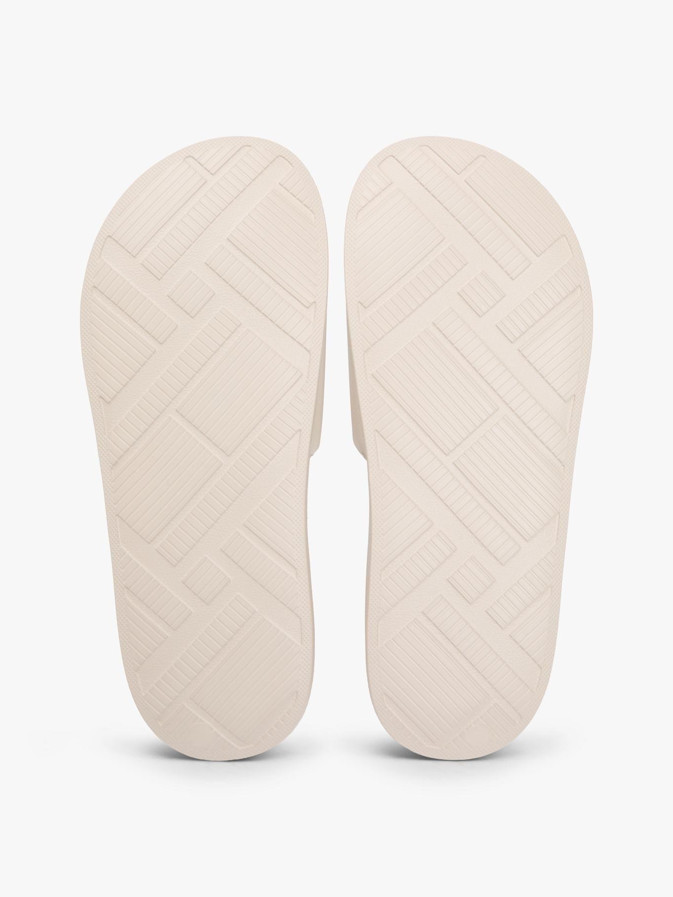 Sandalias Texturizadas Con Logo-6