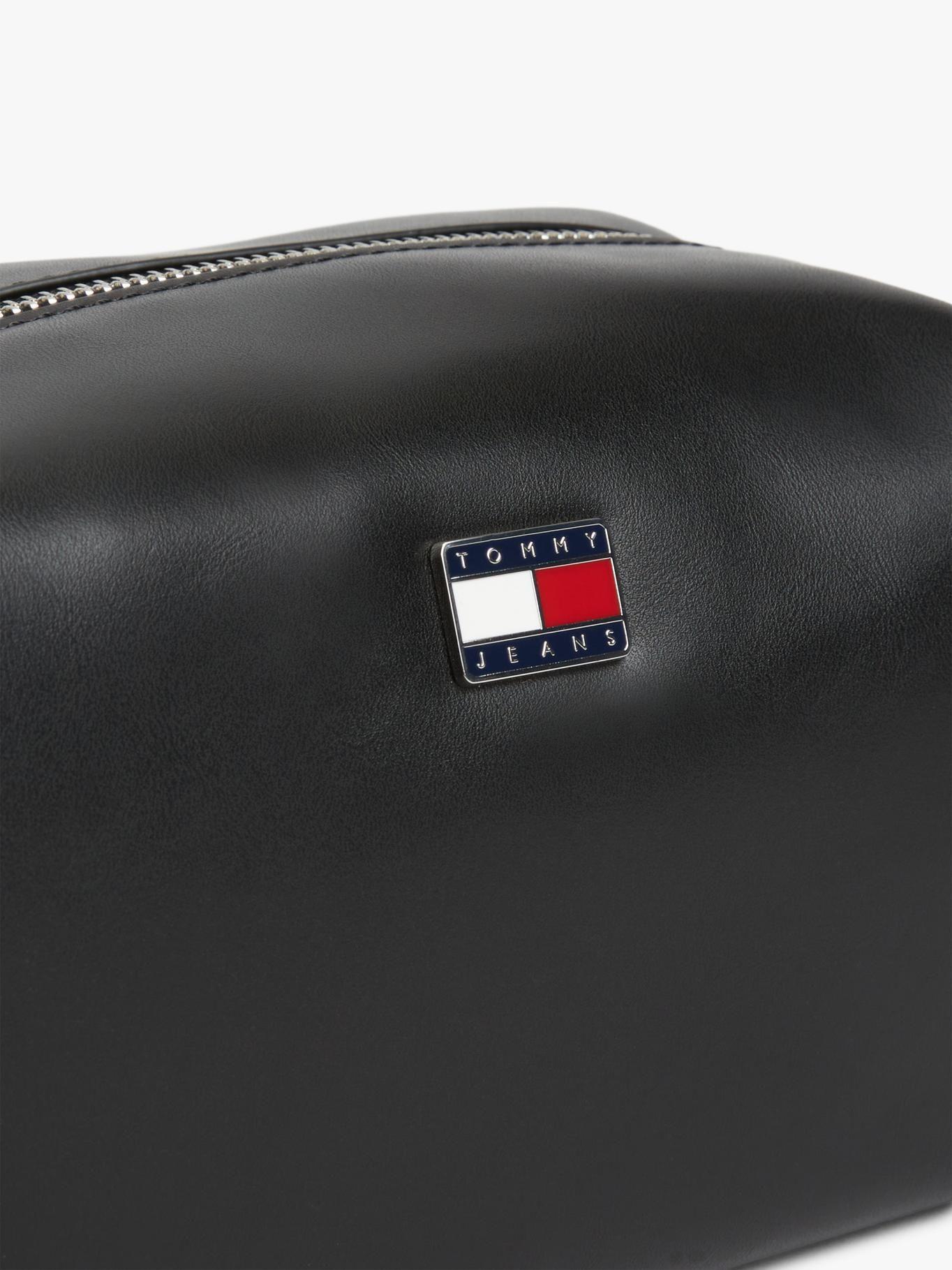Cartera City Charm Con Logo-3