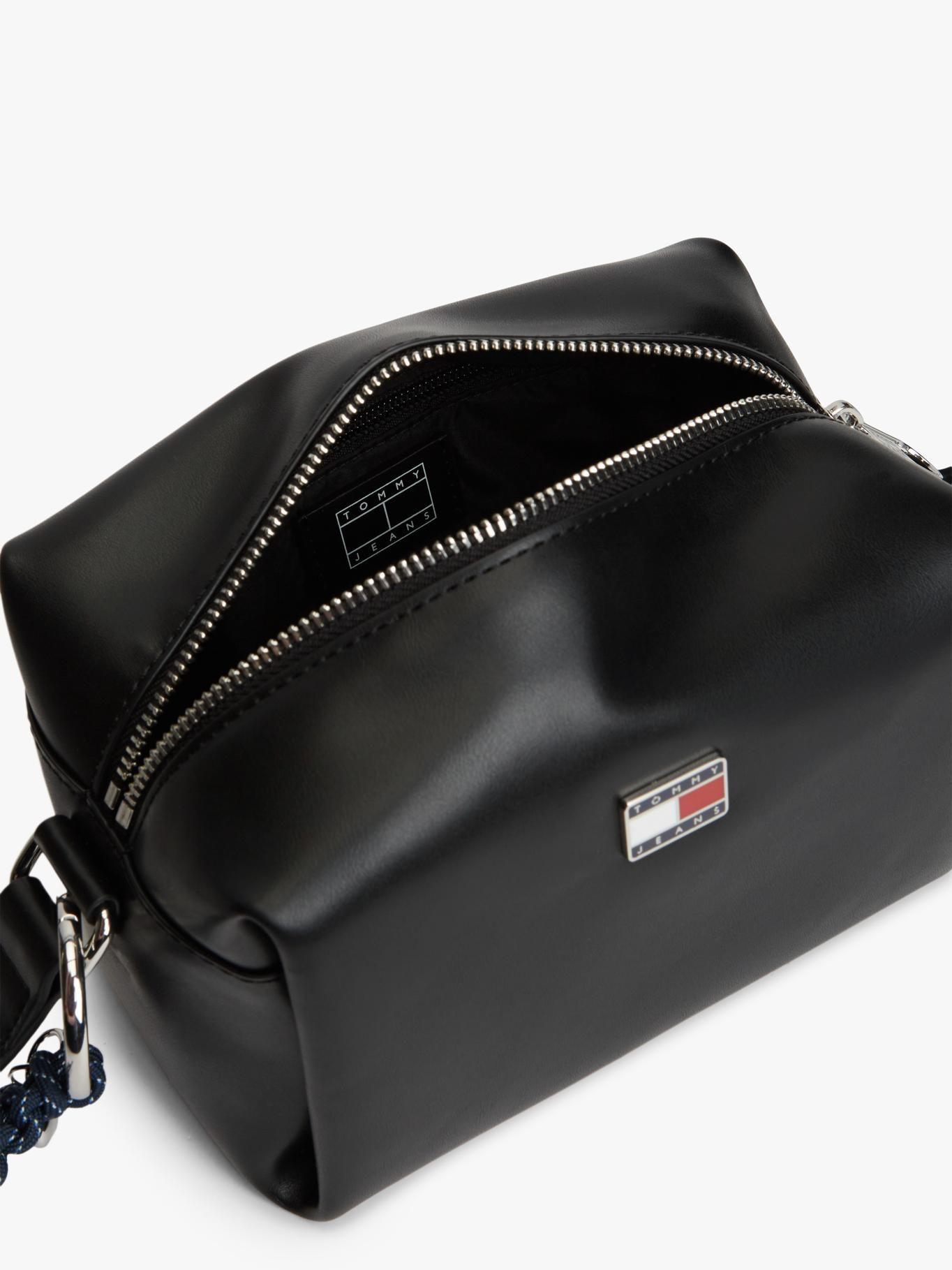 Cartera City Charm Con Logo-4
