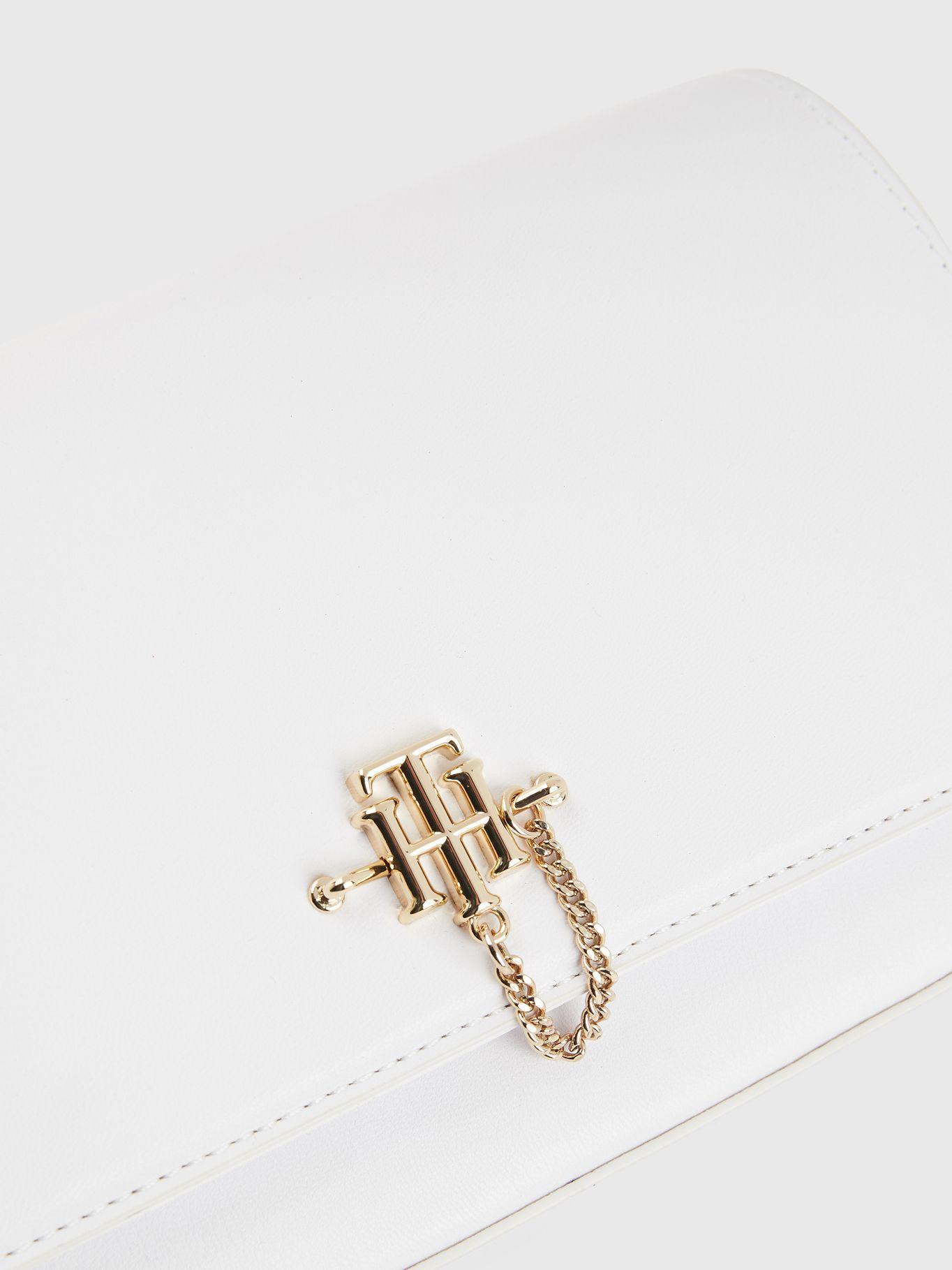 Cartera Bandolera Con Cadena Logo Blanco Tommy Hilfiger-2