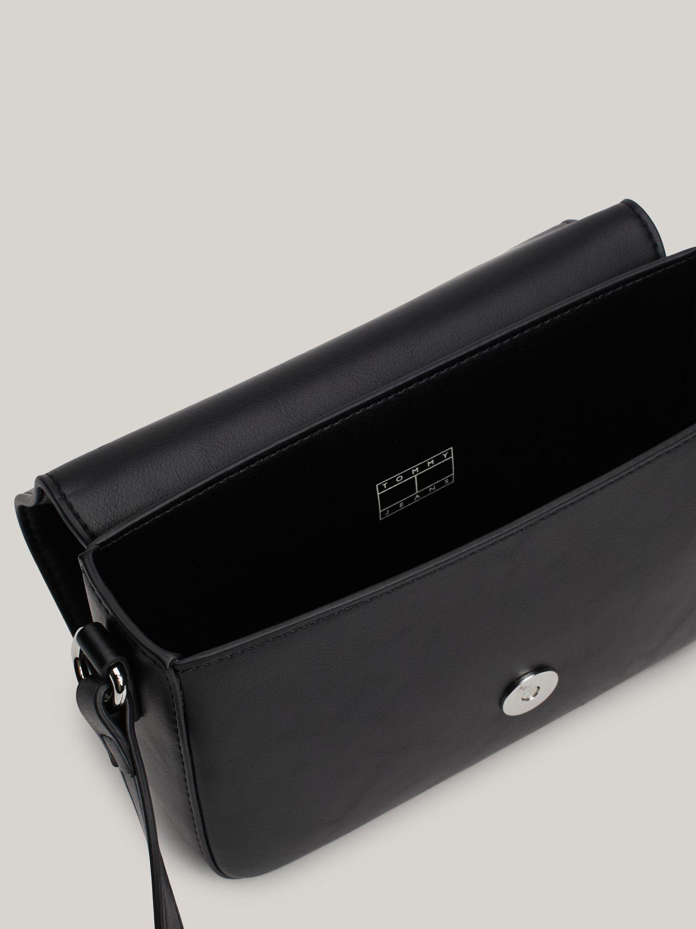 Bandolera Essential Con Solapa Negro Tommy Hilfiger-3