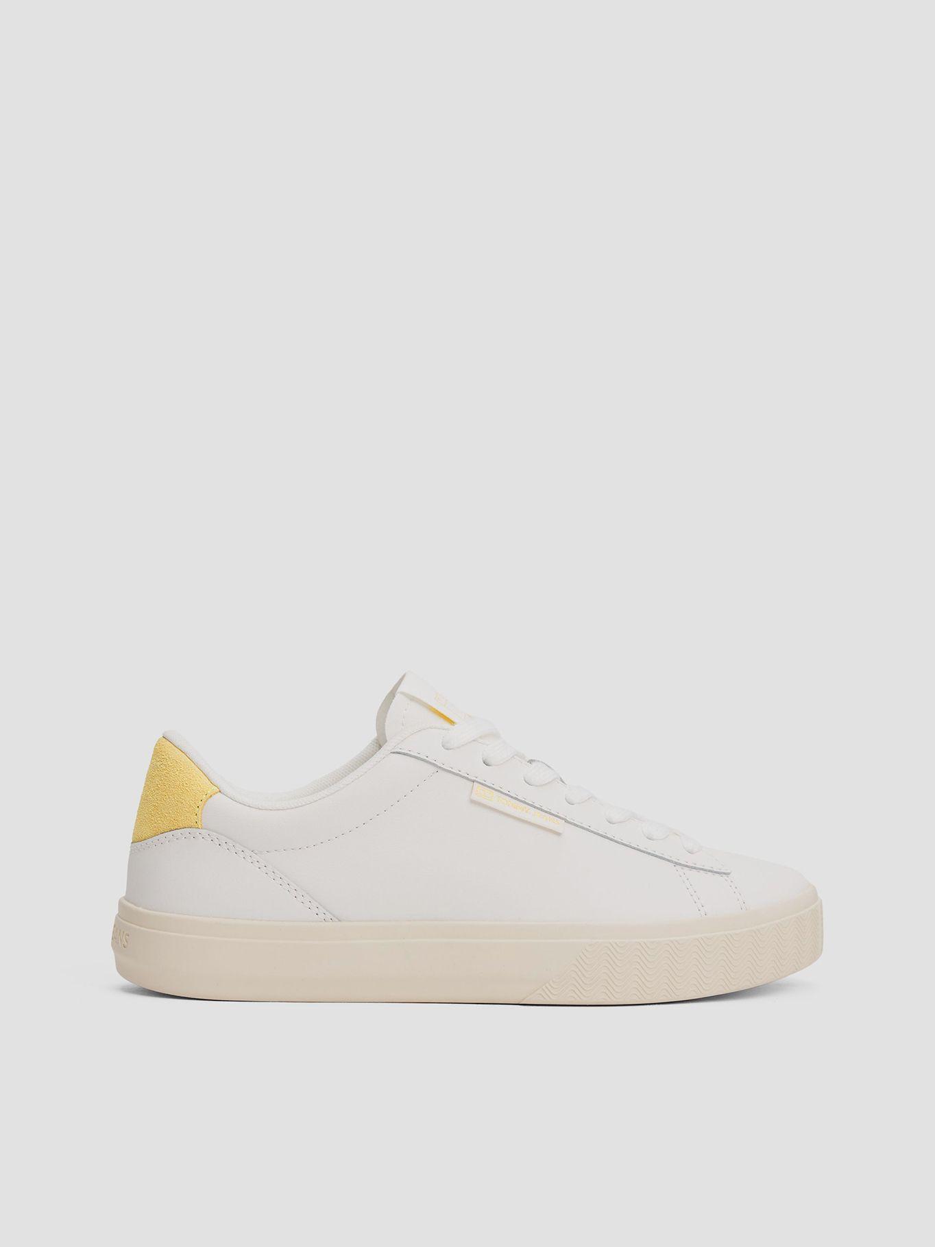 Zapatilla Esencial De Cuero y Logo Amarillo Tommy Jeans-4