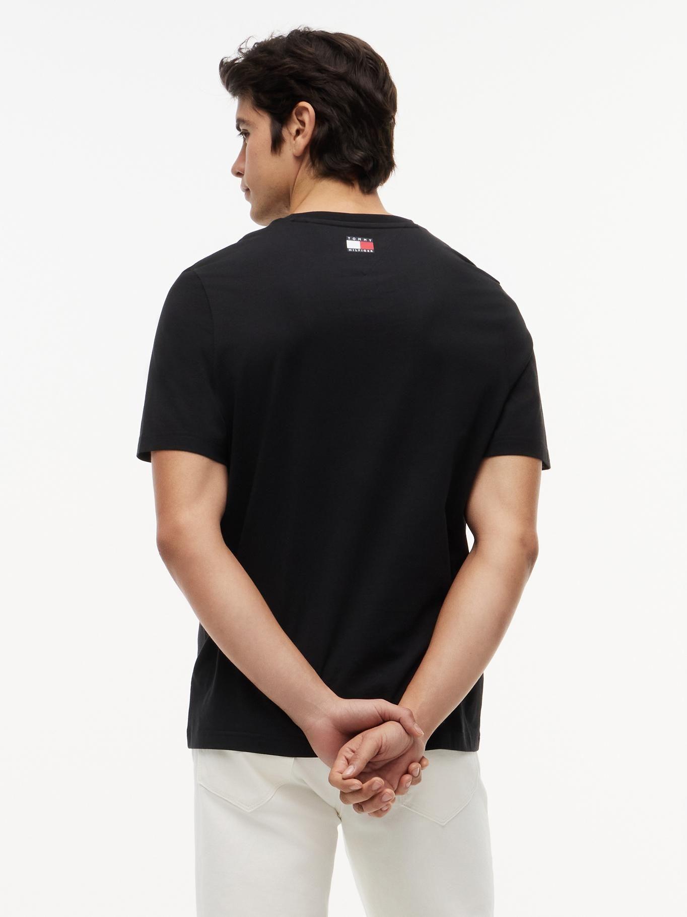 Polera Unisex TH x Cadillac F1 Negro Tommy Hilfiger-4