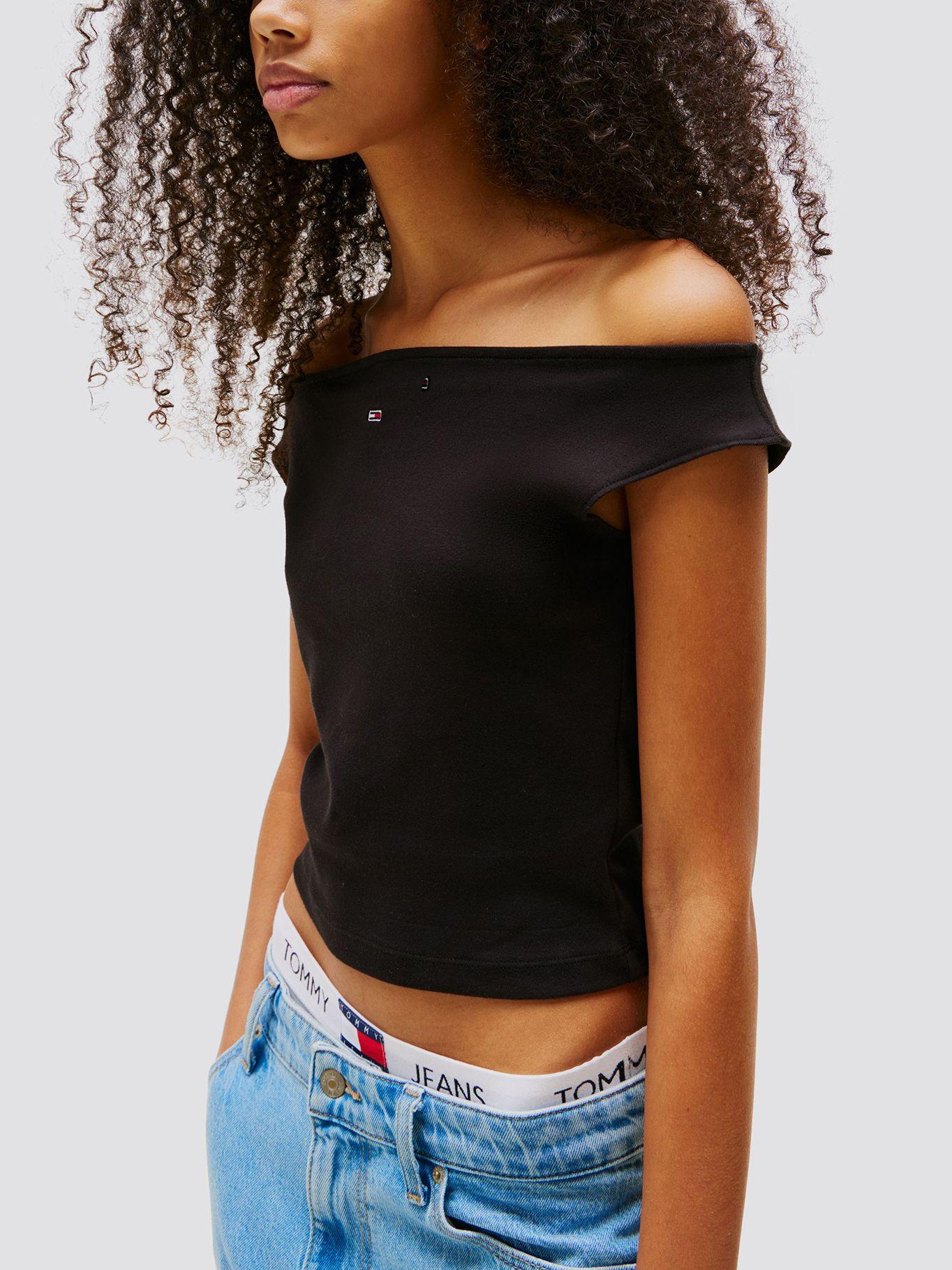 Polera Slim Fit Cuello Bote Negro Tommy Jeans-3