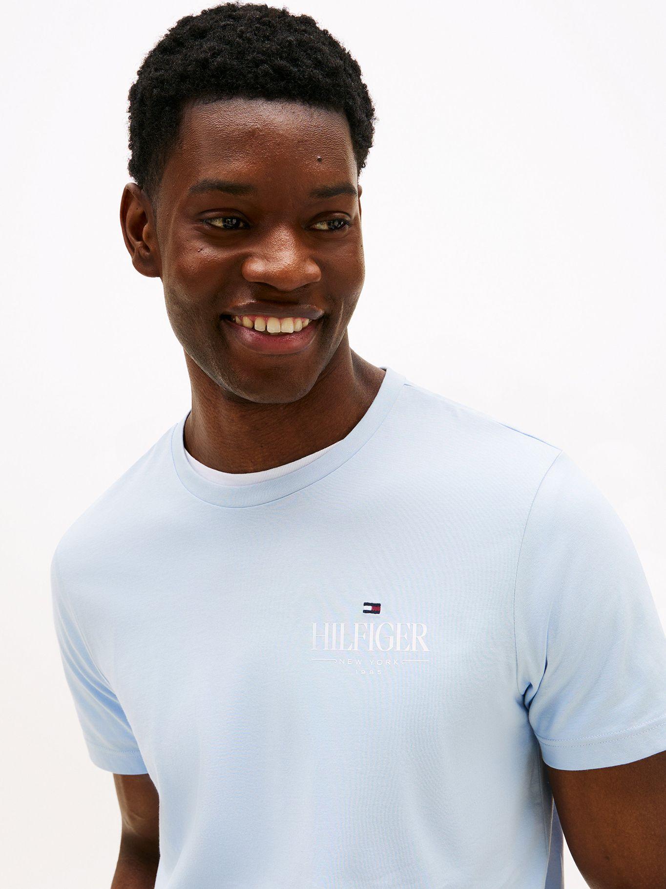 Polera Hilfiger Stack Logo Celeste C1O Tommy Hilfiger-3