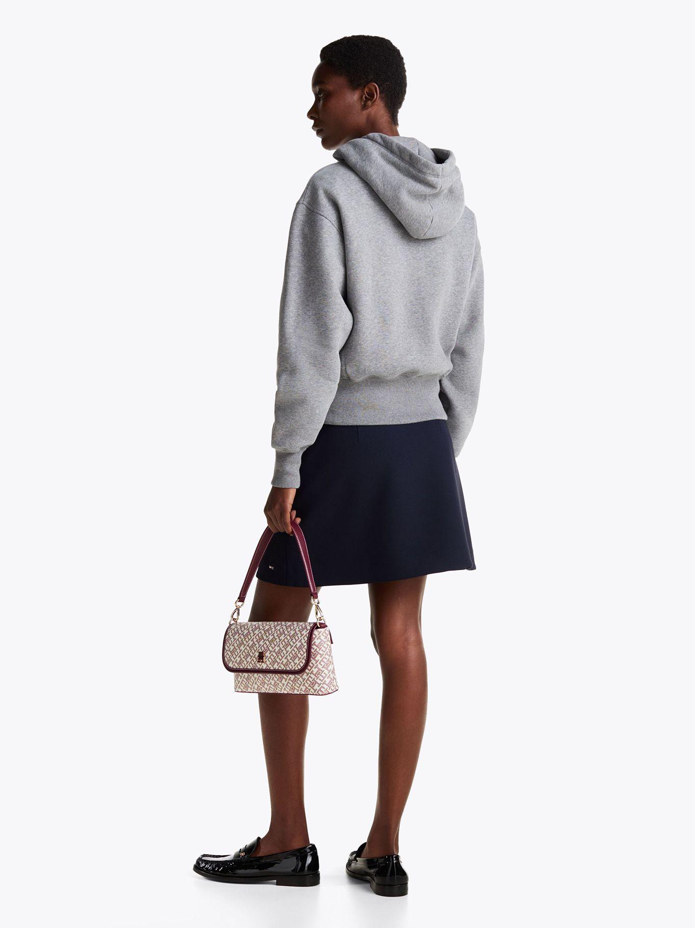 Polerón Hoodie Logo Varsity Bordado Gris Tommy Hilfiger-2