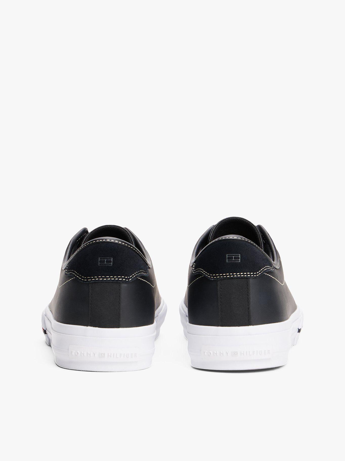 Zapatillas Cuero Logo Distintivo Negro Tommy Hilfiger-1