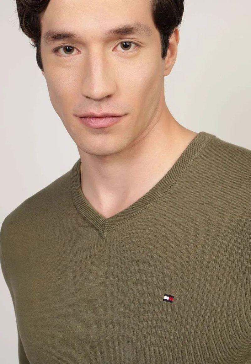Sweater Básico Signature V-N Verde Tommy Hilfiger-2