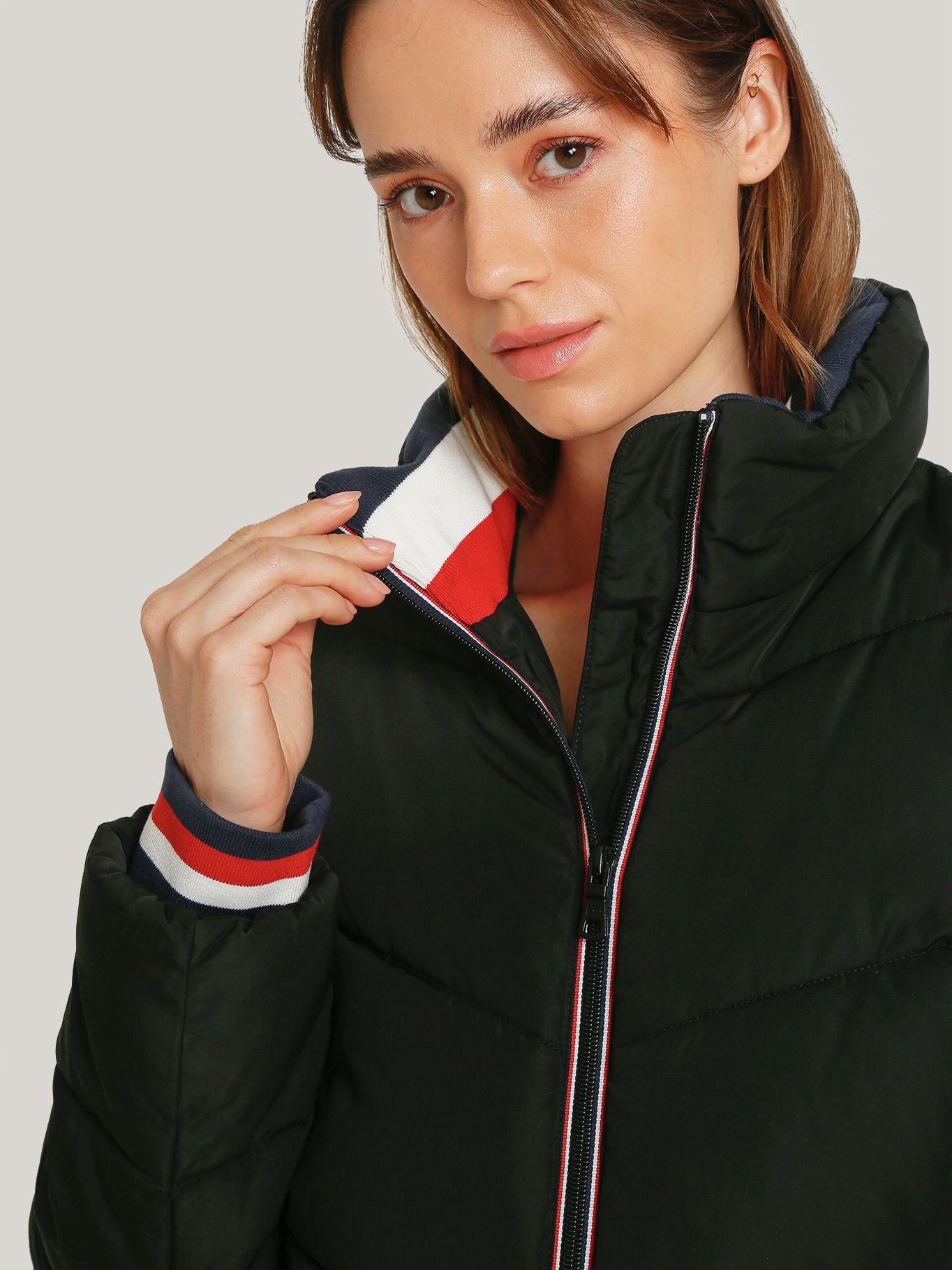 Parka Puffer acolchada/ logo Negro Tommy Hilfiger-1