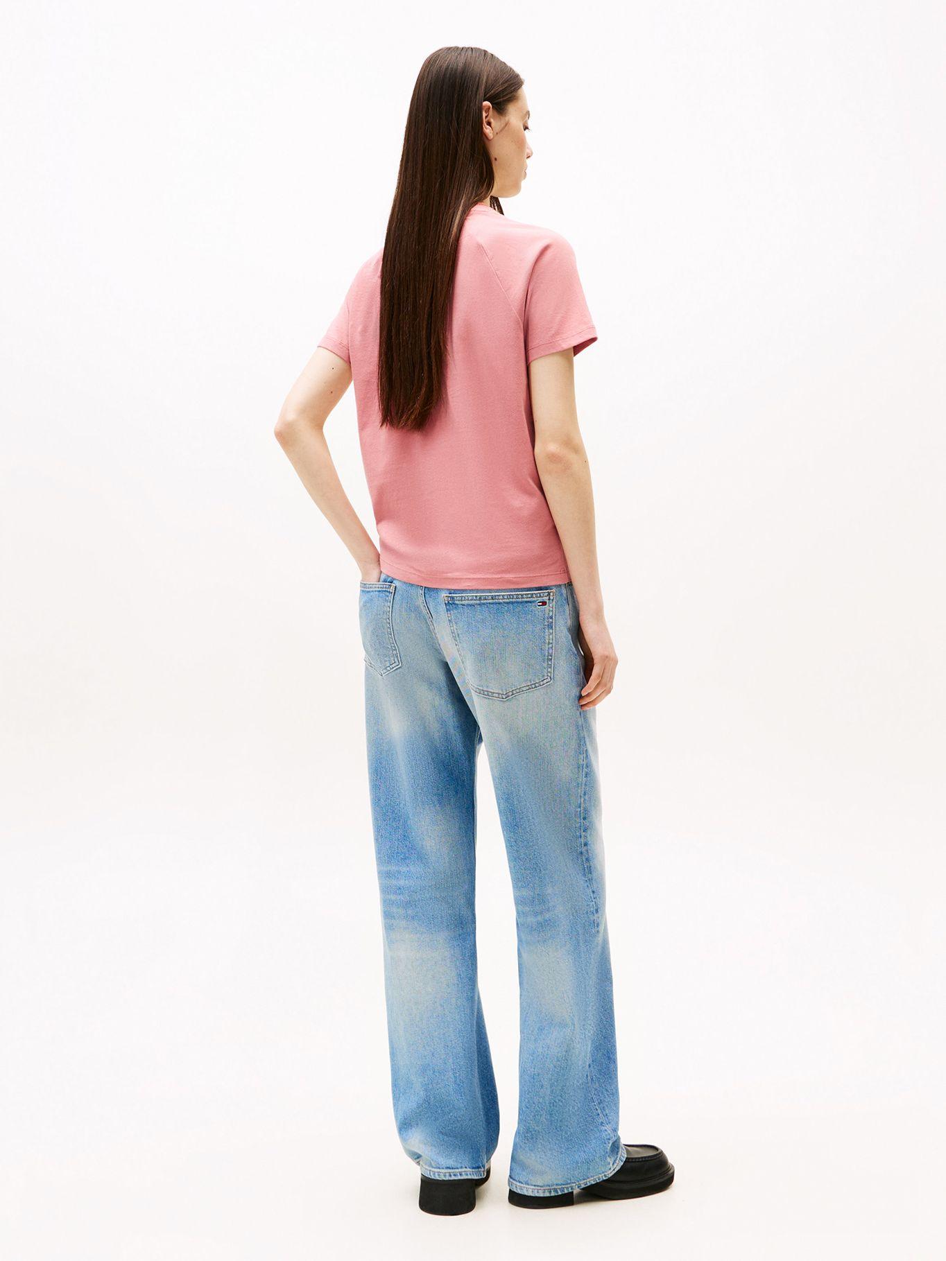 Polera  Logo Script Regular Fit Rosado TI0 Tommy Jeans-2