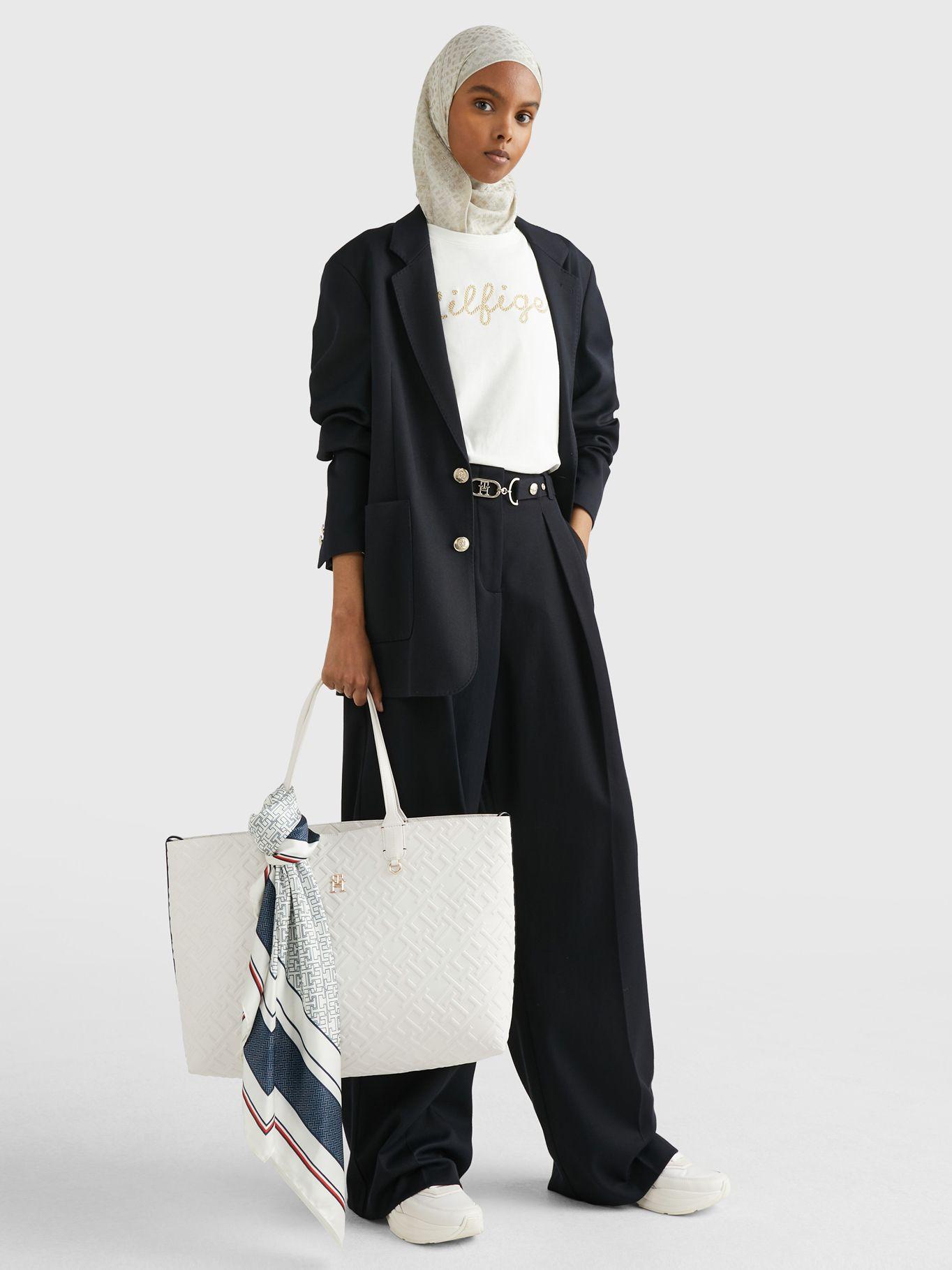 Tote Iconic Monogram En Relieve Blanco Tommy Hilfiger-1