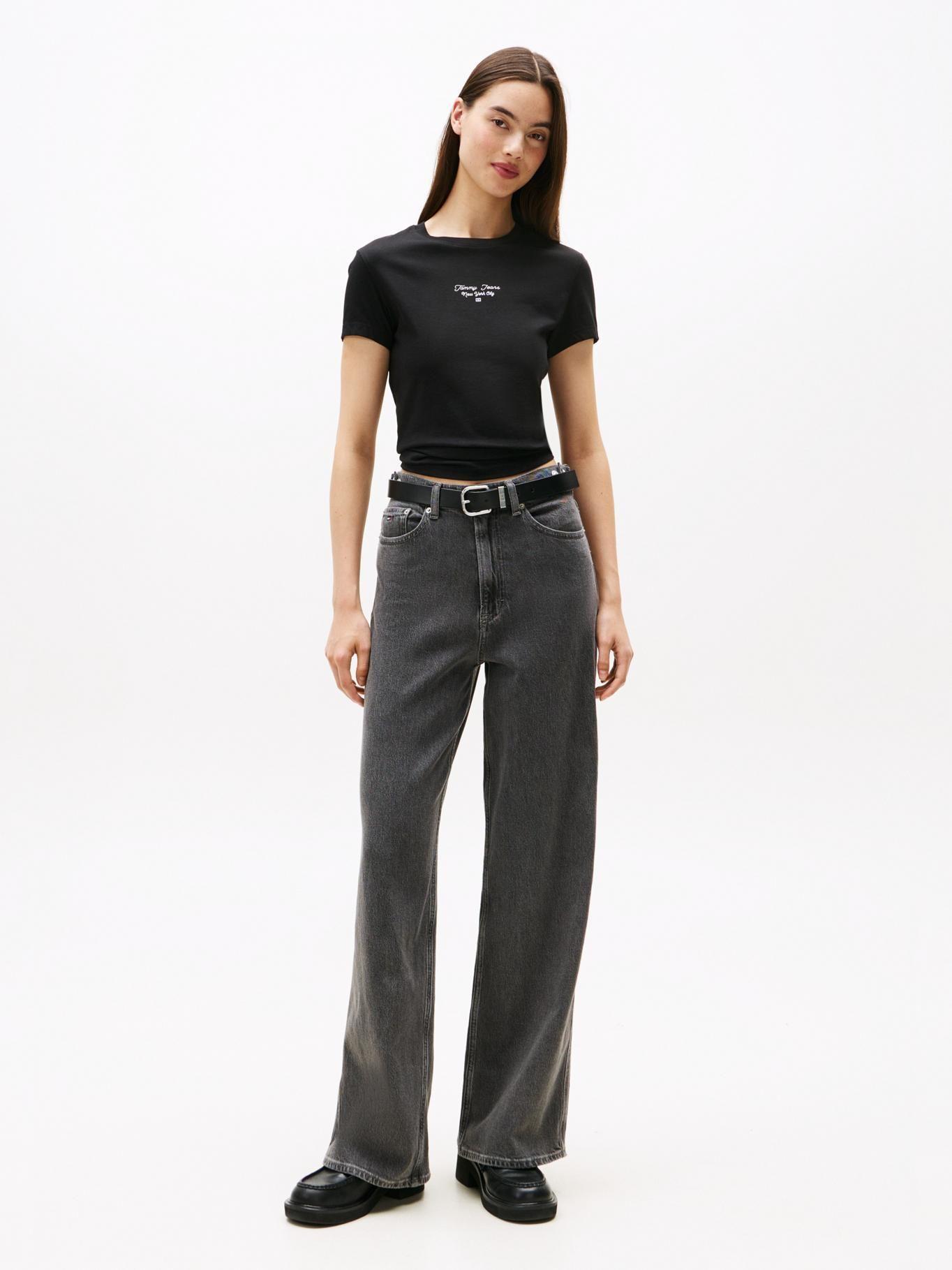 Polera Slim Fit Logo Essential Negro Tommy Jeans-1