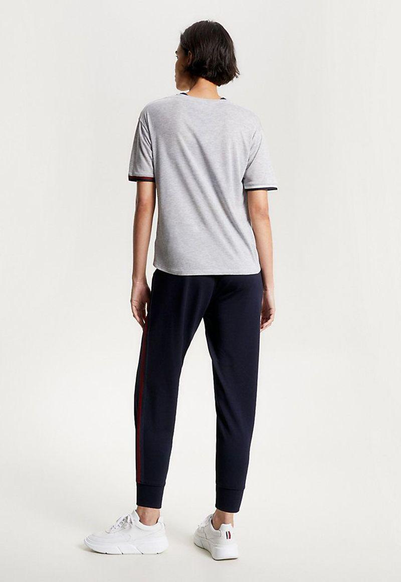 Polera Sport Con Detalles Gris Tommy Hilfiger-2