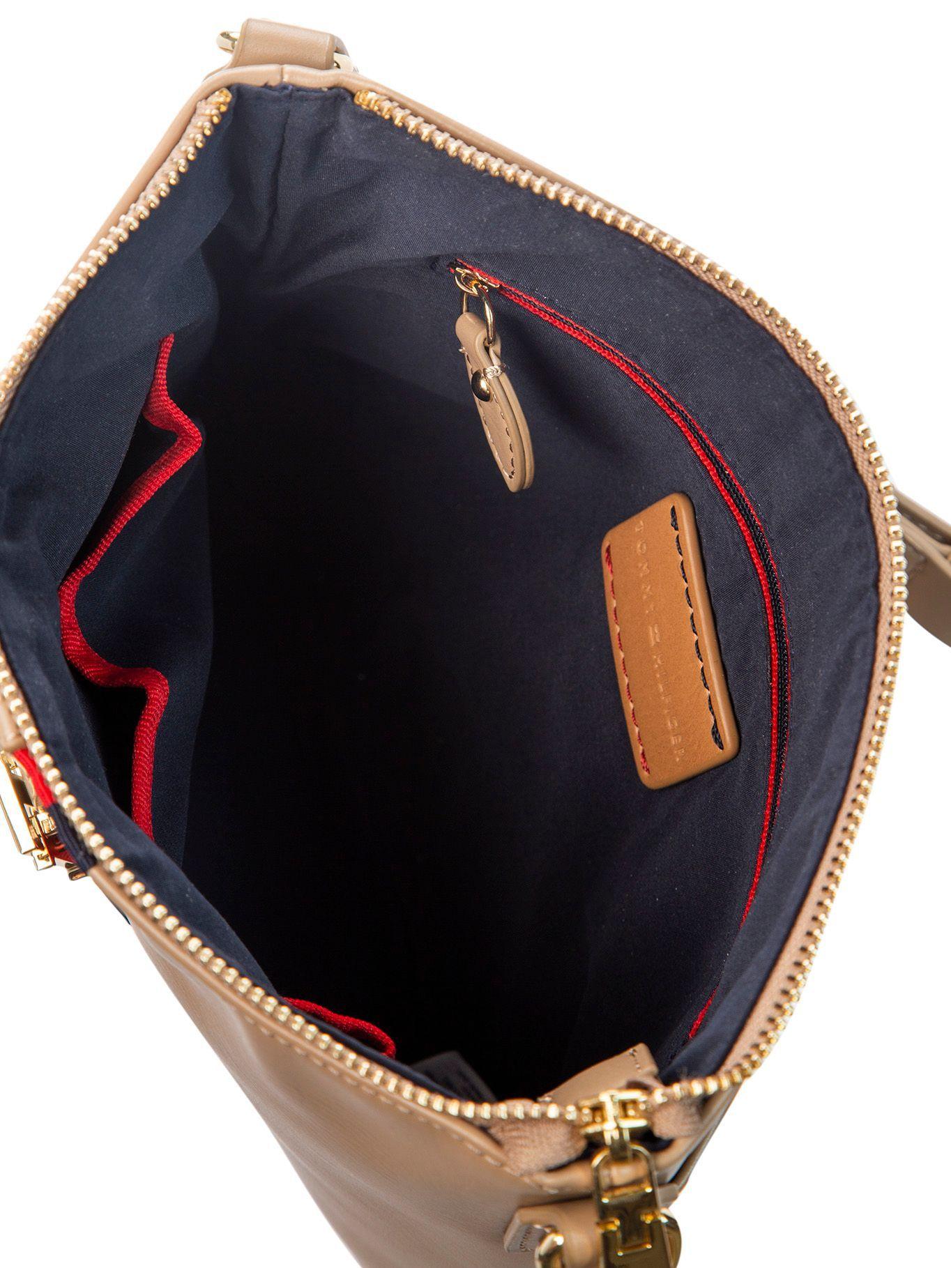 Cartera Xbody Jaden Café Tommy Hilfiger-3