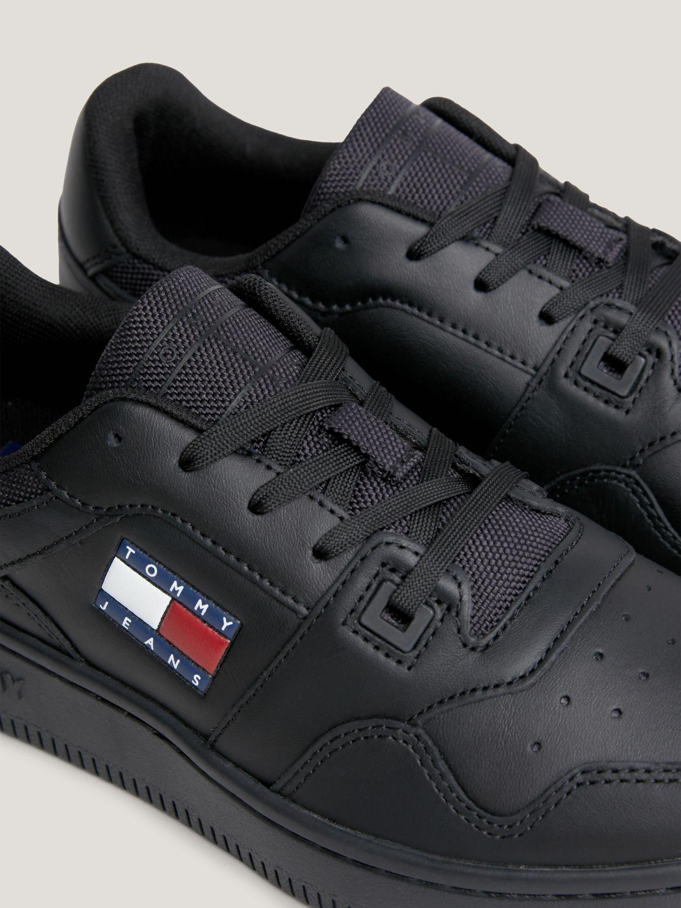 ZAPATILLAS ESSENTIAL RETRO LOGO NEGRO TOMMY HILFIGER-2