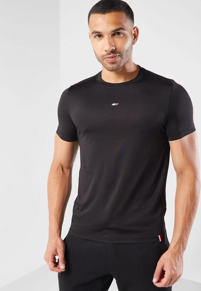 Polera Essential Traing Con Logo Negro Tommy Hilfiger-0