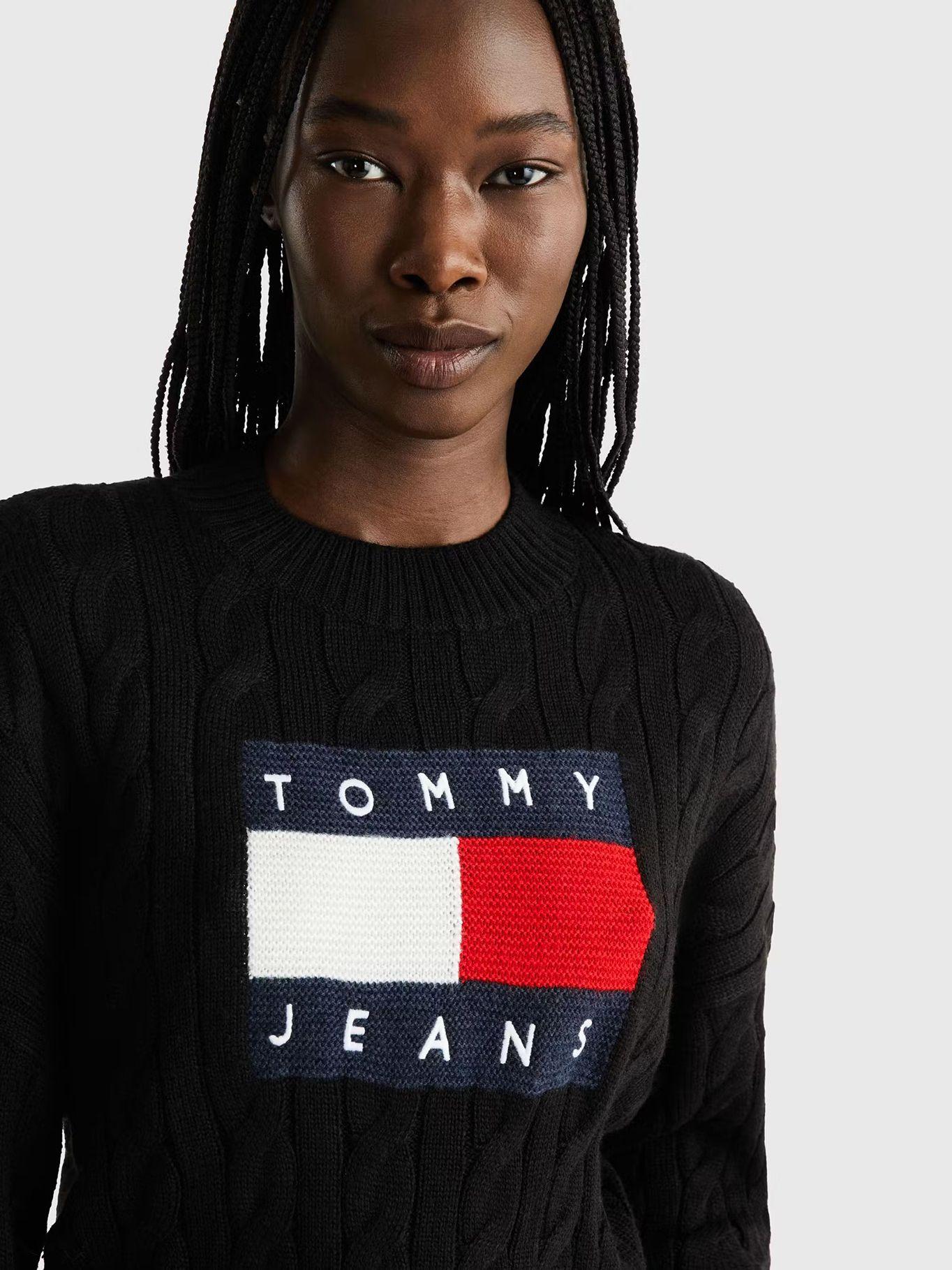Sweater Cropped Trenzado Con Logo Negro Tommy Hilfiger-3