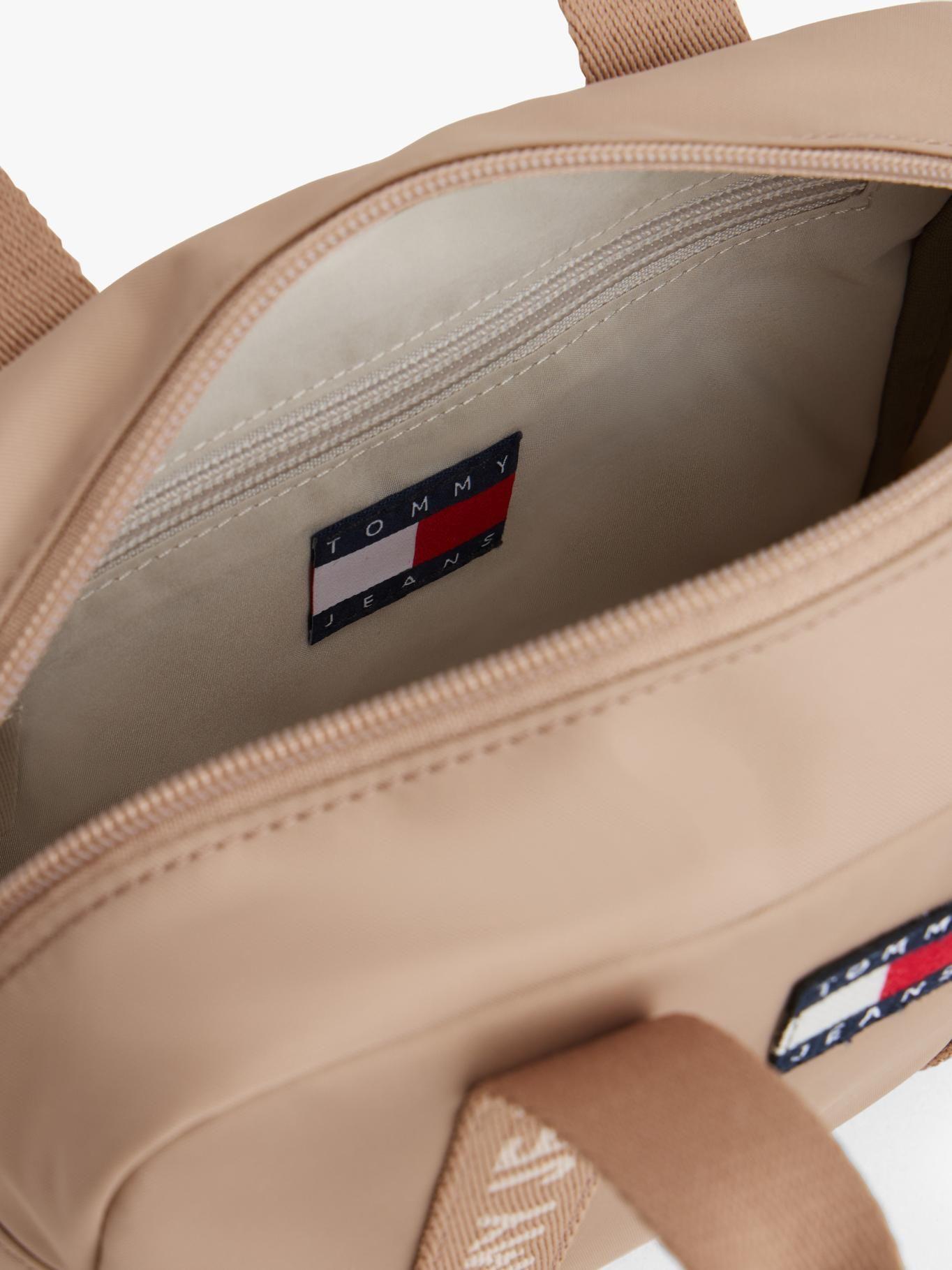 Cartera Essential Cruzada Beige Tommy Jeans-3