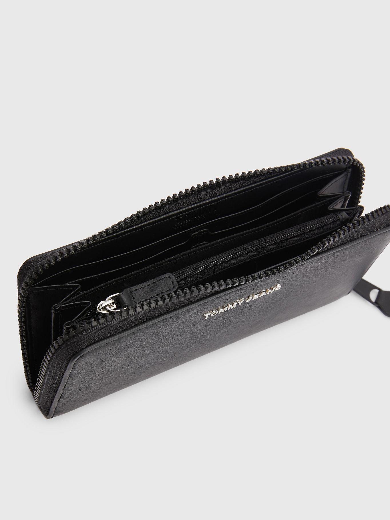 Billetera Femme Essential Negro Tommy Hilfiger-2