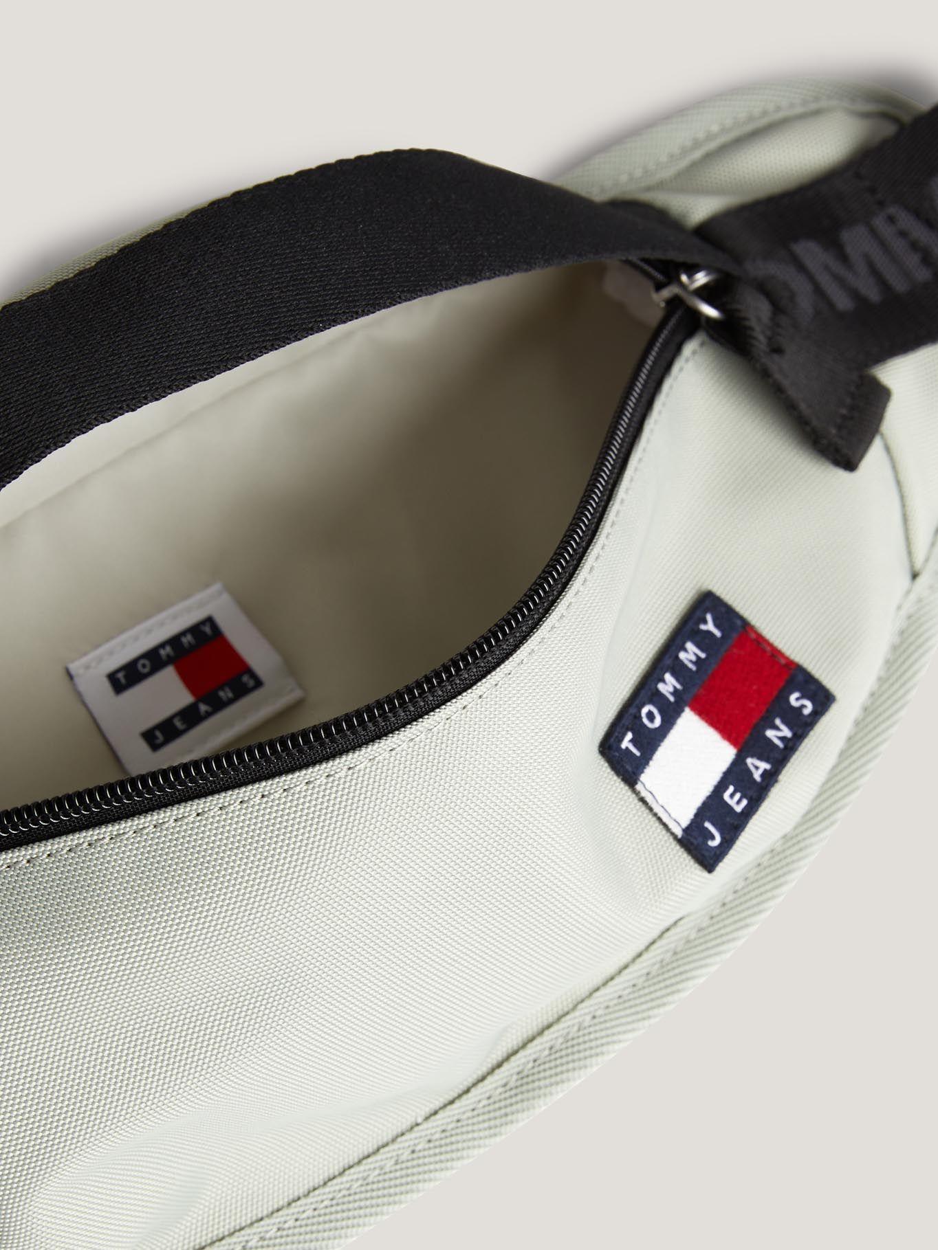 Banano Essential Daily Gris Tommy Hilfiger-3
