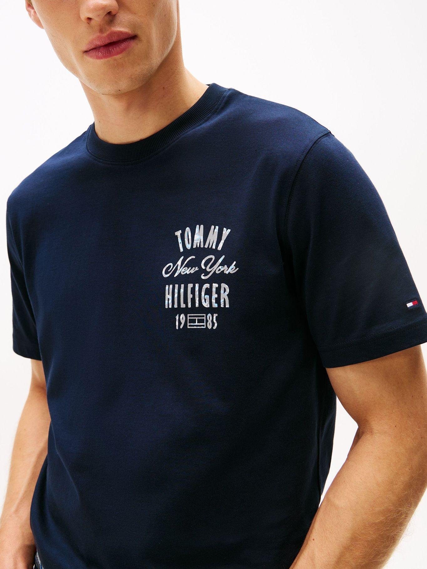 Polera De Logo Gráfico Regular Fit Azul Tommy Hilfiger-3