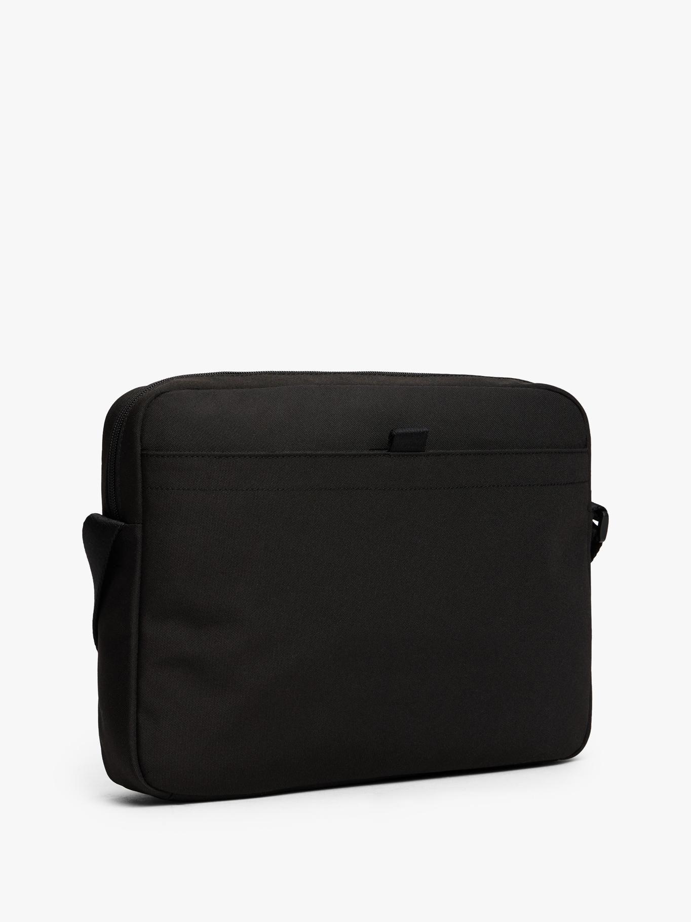 Maletín Essential Con Correa Tommy Jeans Negro-2