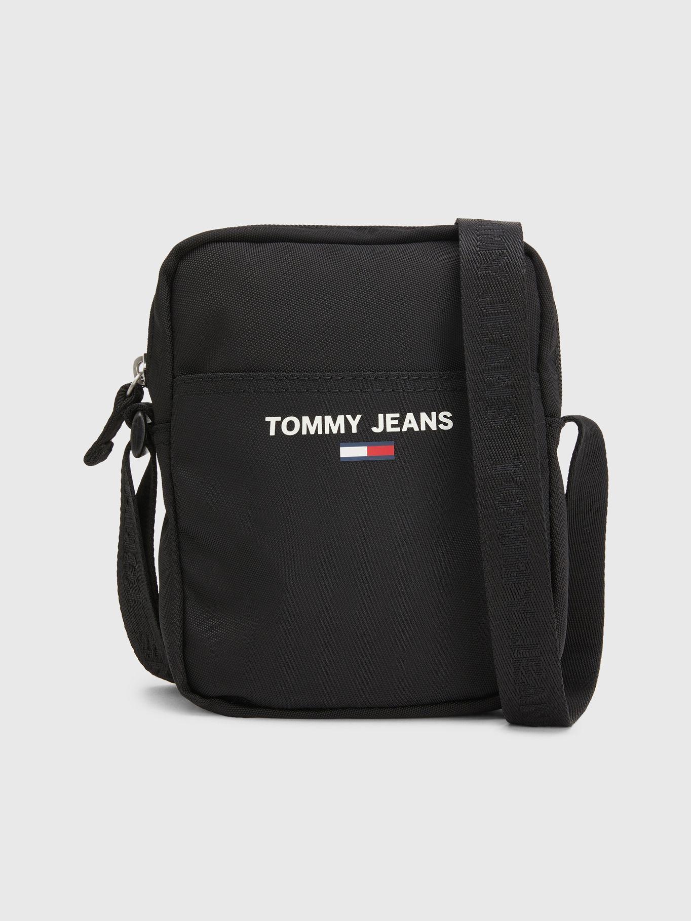 Bolso Essential Negro Tommy Hilfiger JN2-0