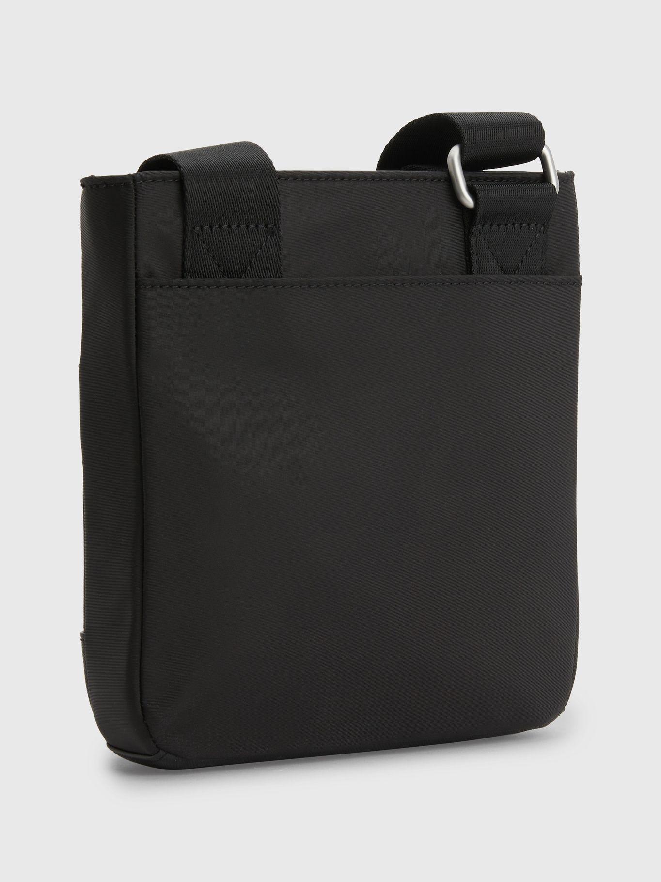 Bolso Mini Crossover Elevated Negro Tommy Hilfiger-4