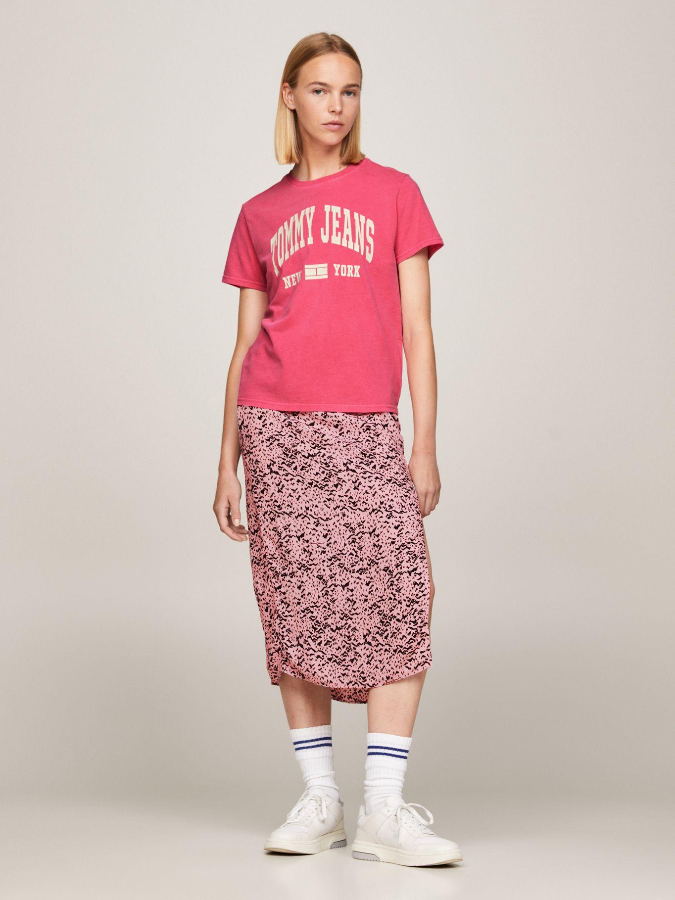 POLERA REGULAR FIT LOGO VARSITY ROSADO TOMMY JEANS-1