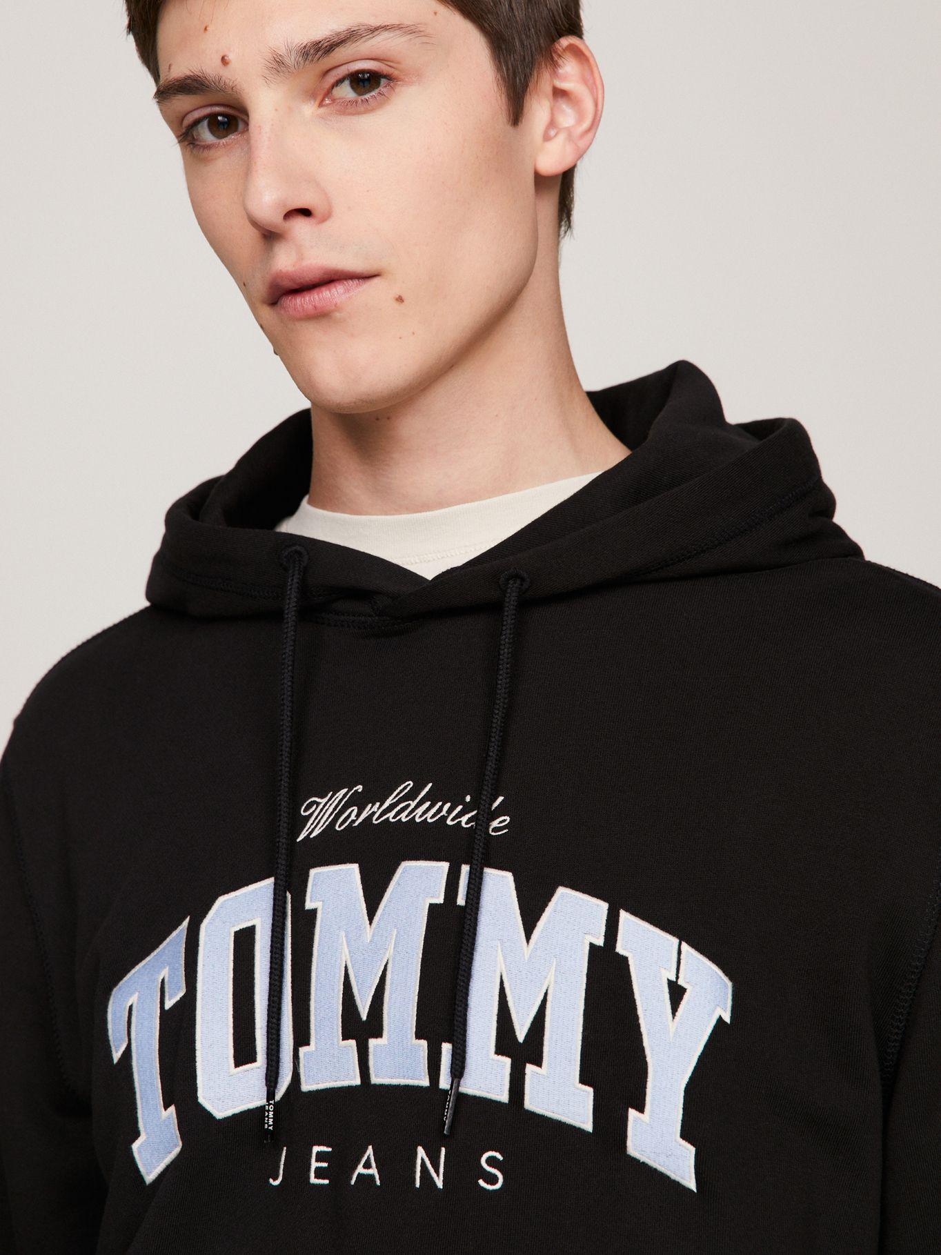 Polerón Hoodie Ny Varsity  Negro Tommy Hilfiger-3