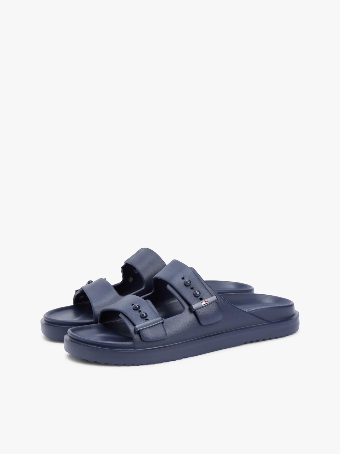 Sandalias Con Hebillas Y Suela Dentada-0