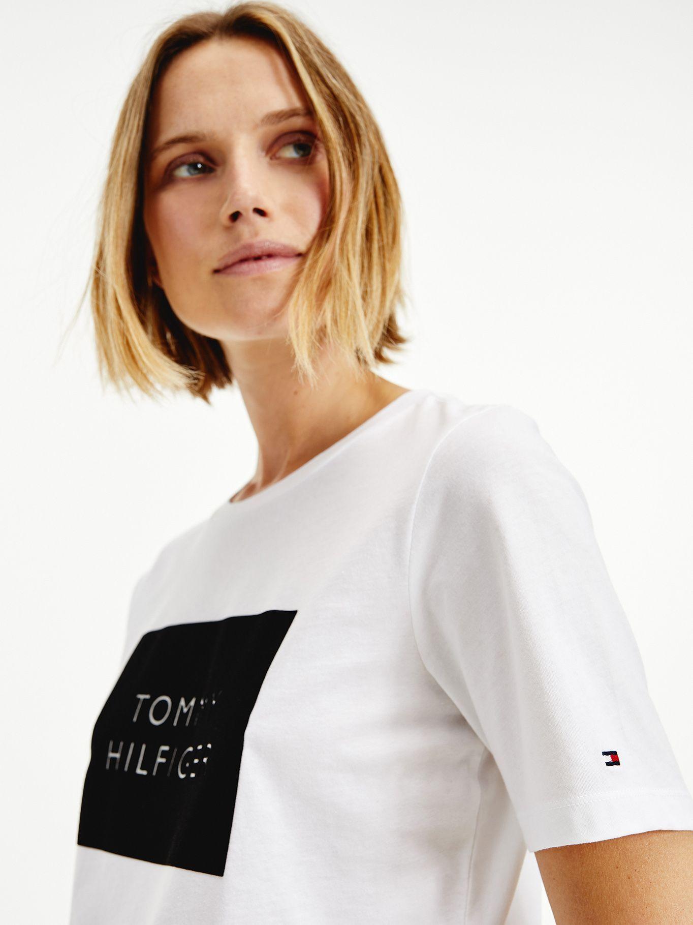 Polera Flock Box Blanco Tommy Hilfiger F2-2