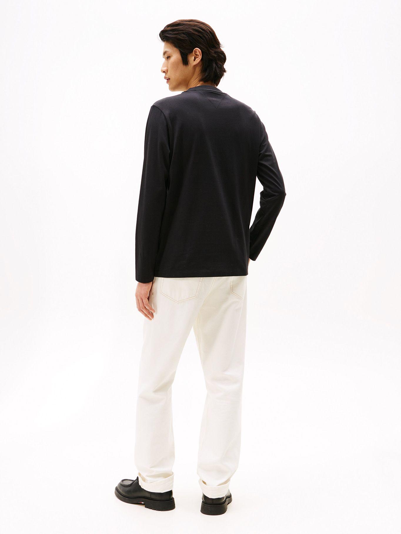 Polera Linear Flag Graphic Logo Negro Tommy Hilfiger-2