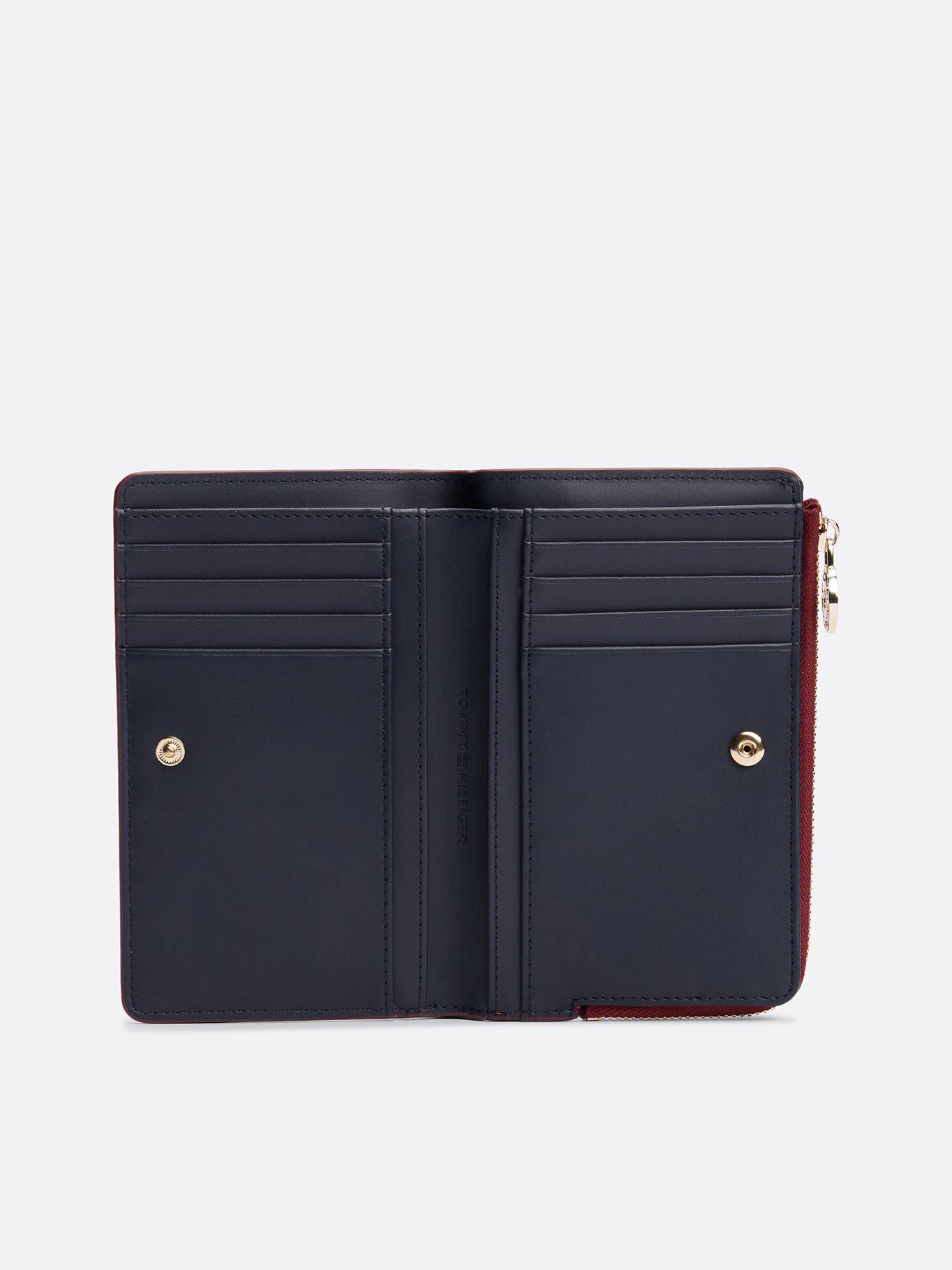Billetera Distinct Slim Con Logo Burdeo Tommy Hilfiger-2
