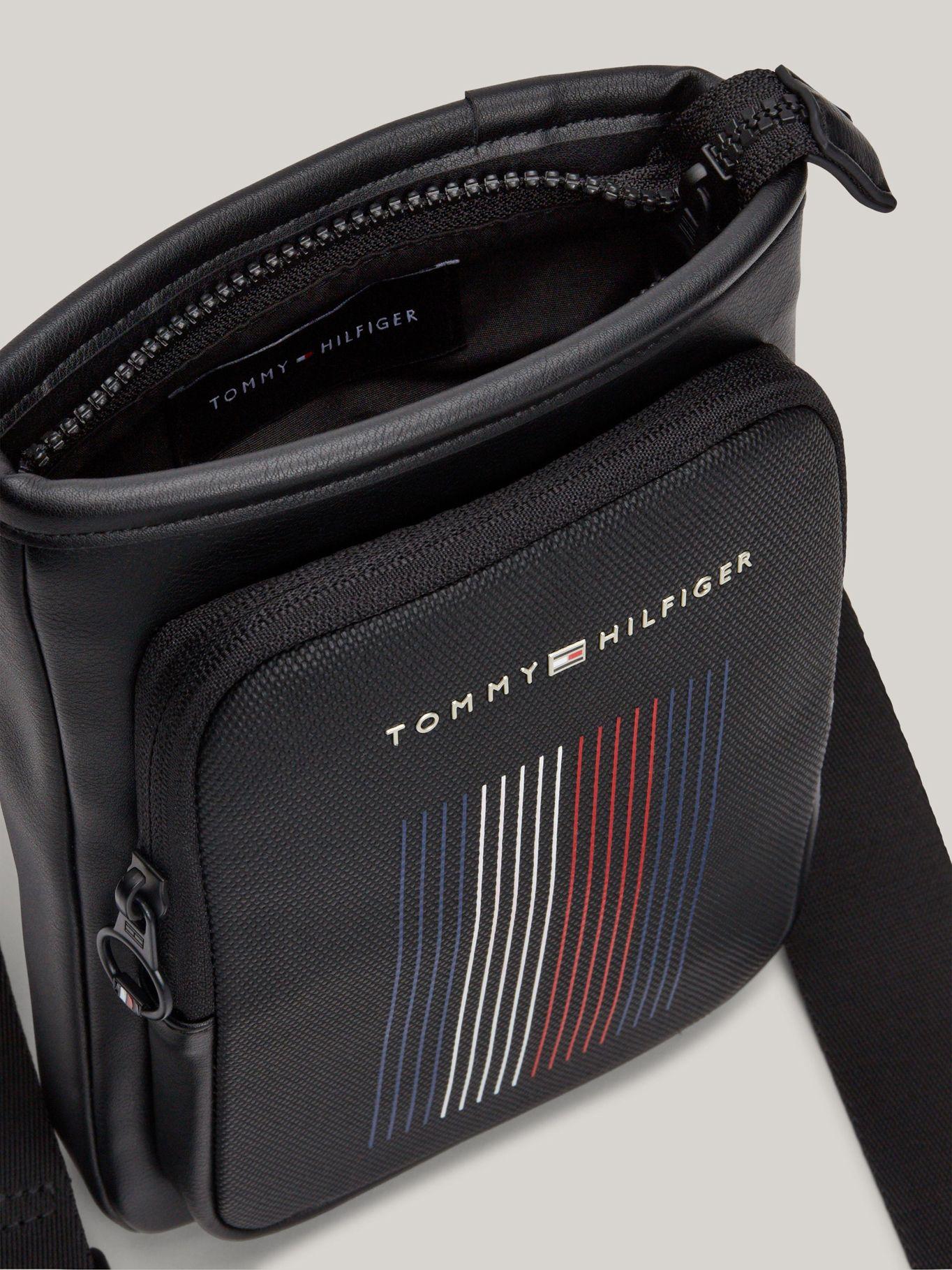 Bolso Global Stripe Logo Metálico Negro Tommy Hilfiger-3