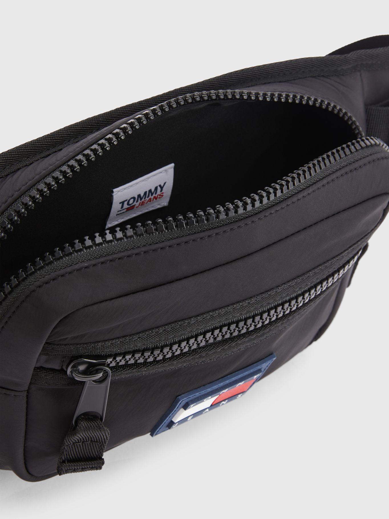 Banano Utility Flag Logo Negro Tommy Hilfiger-3