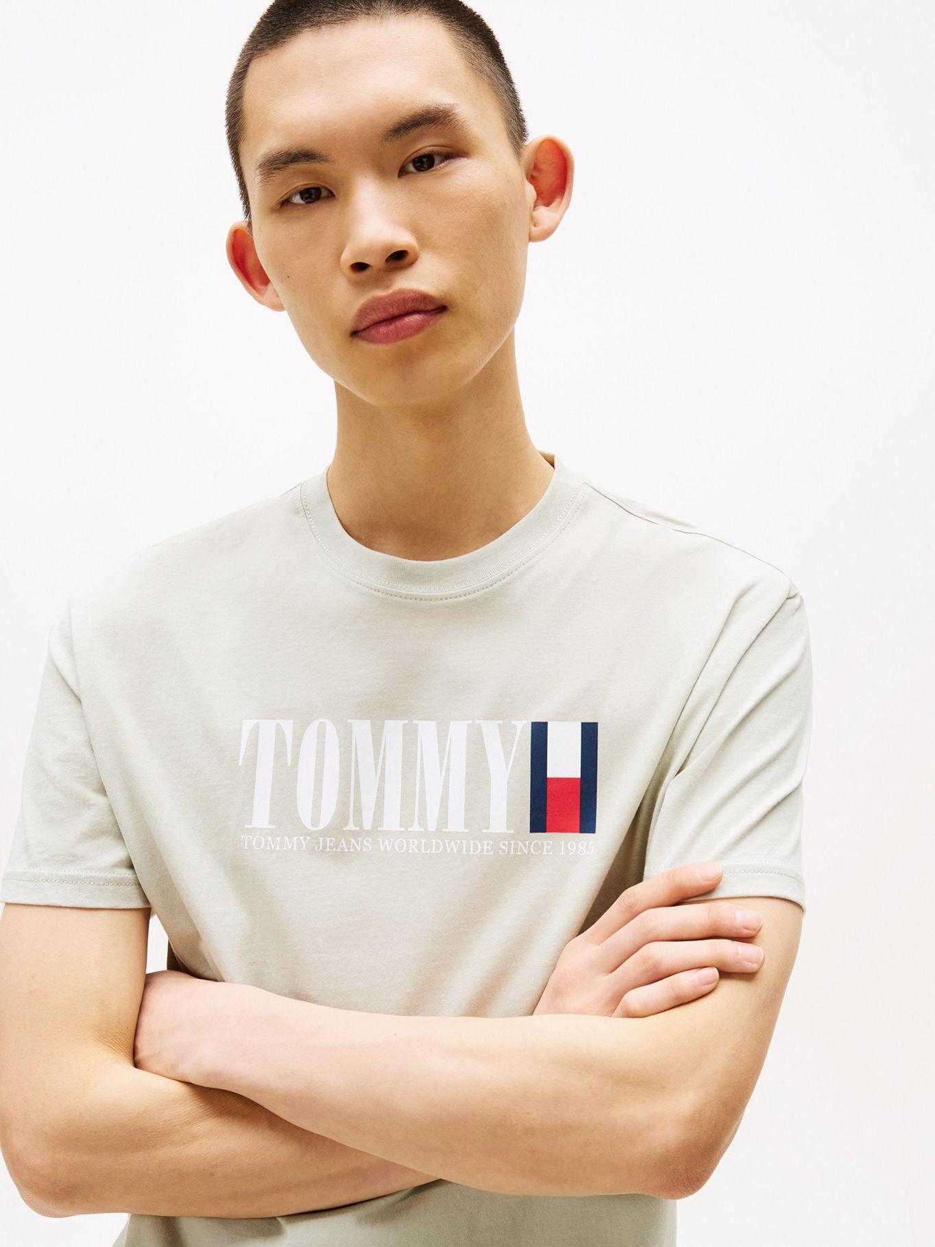 Polera C-Neck Con Logo Verde M1C Tommy Jeans-3